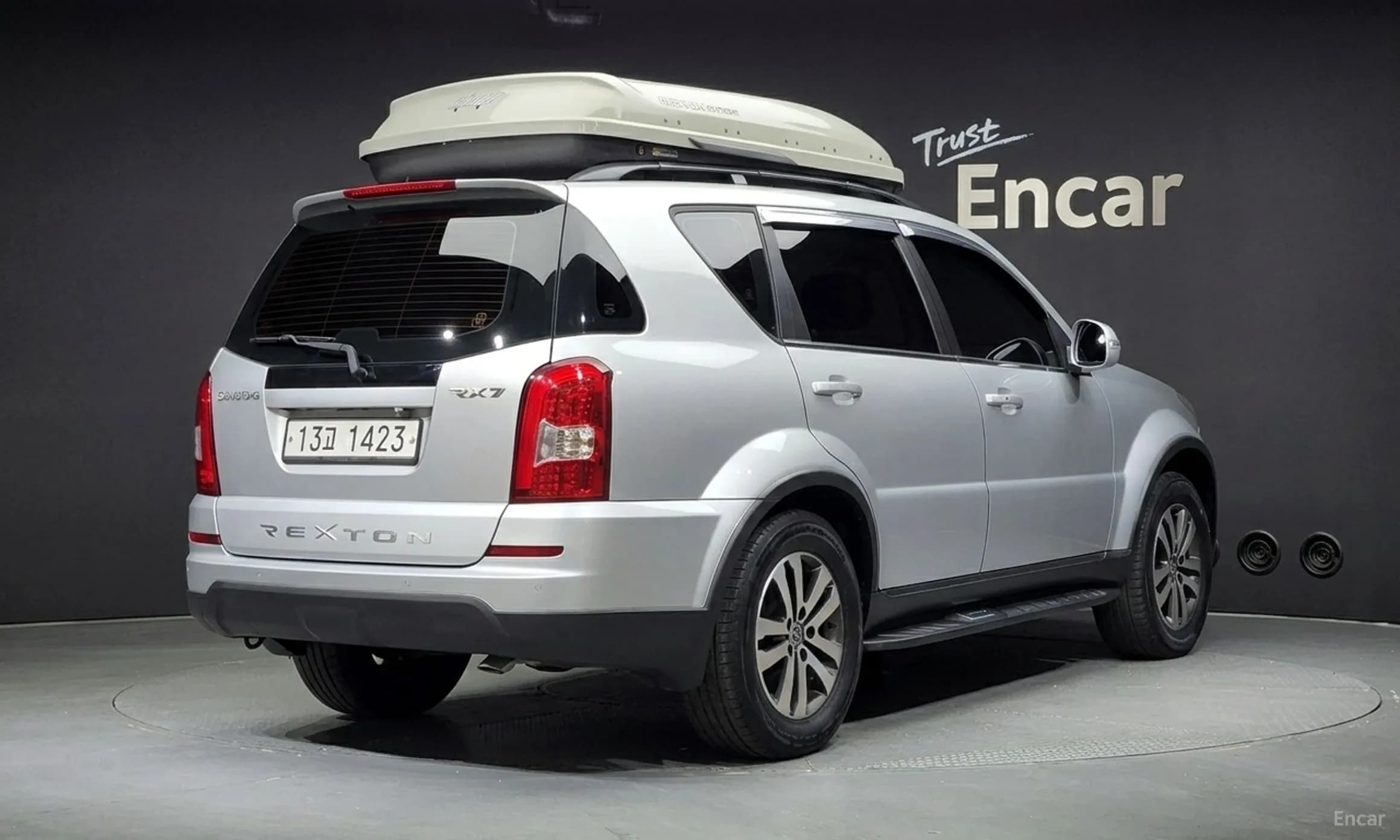 Rexton W