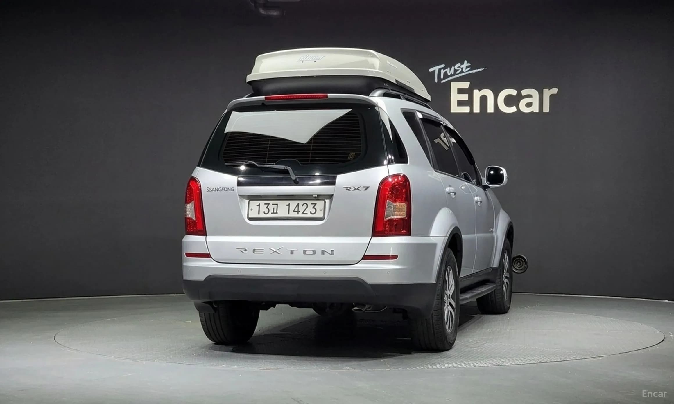 Rexton W