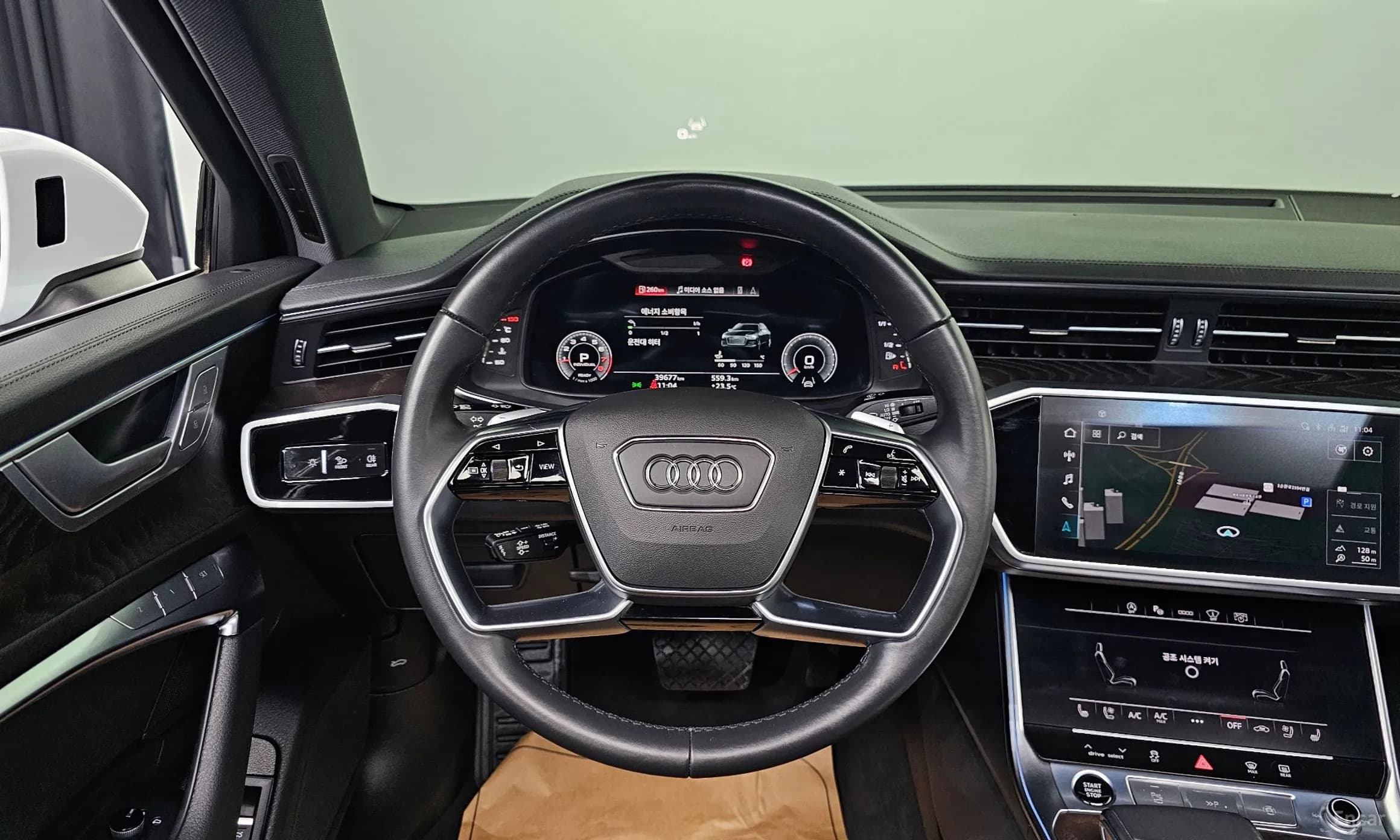 A6 (C8)