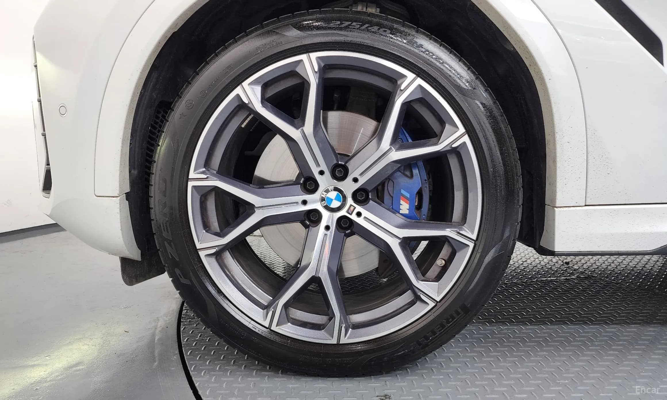 X6 (G06)