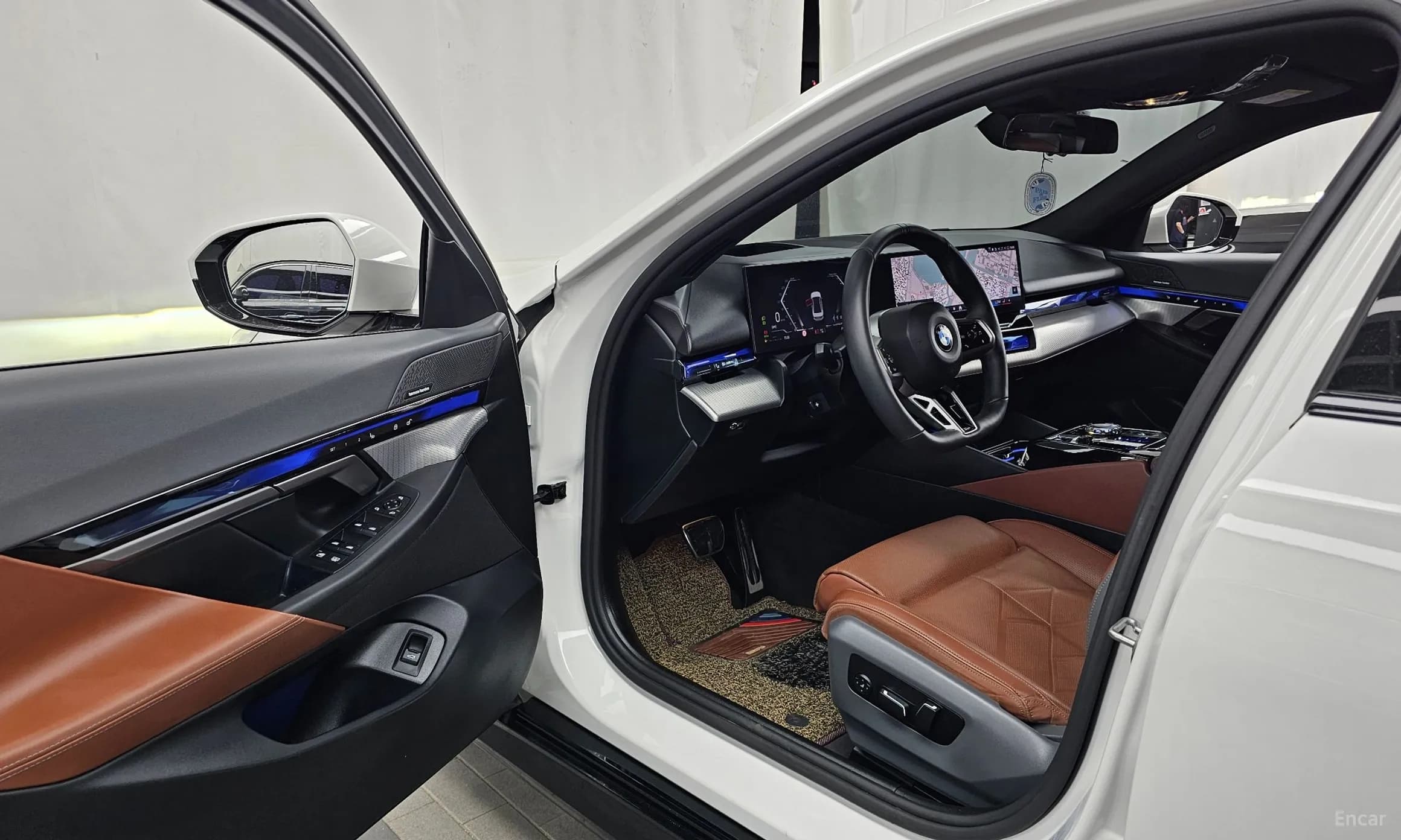 5 Series (G60)