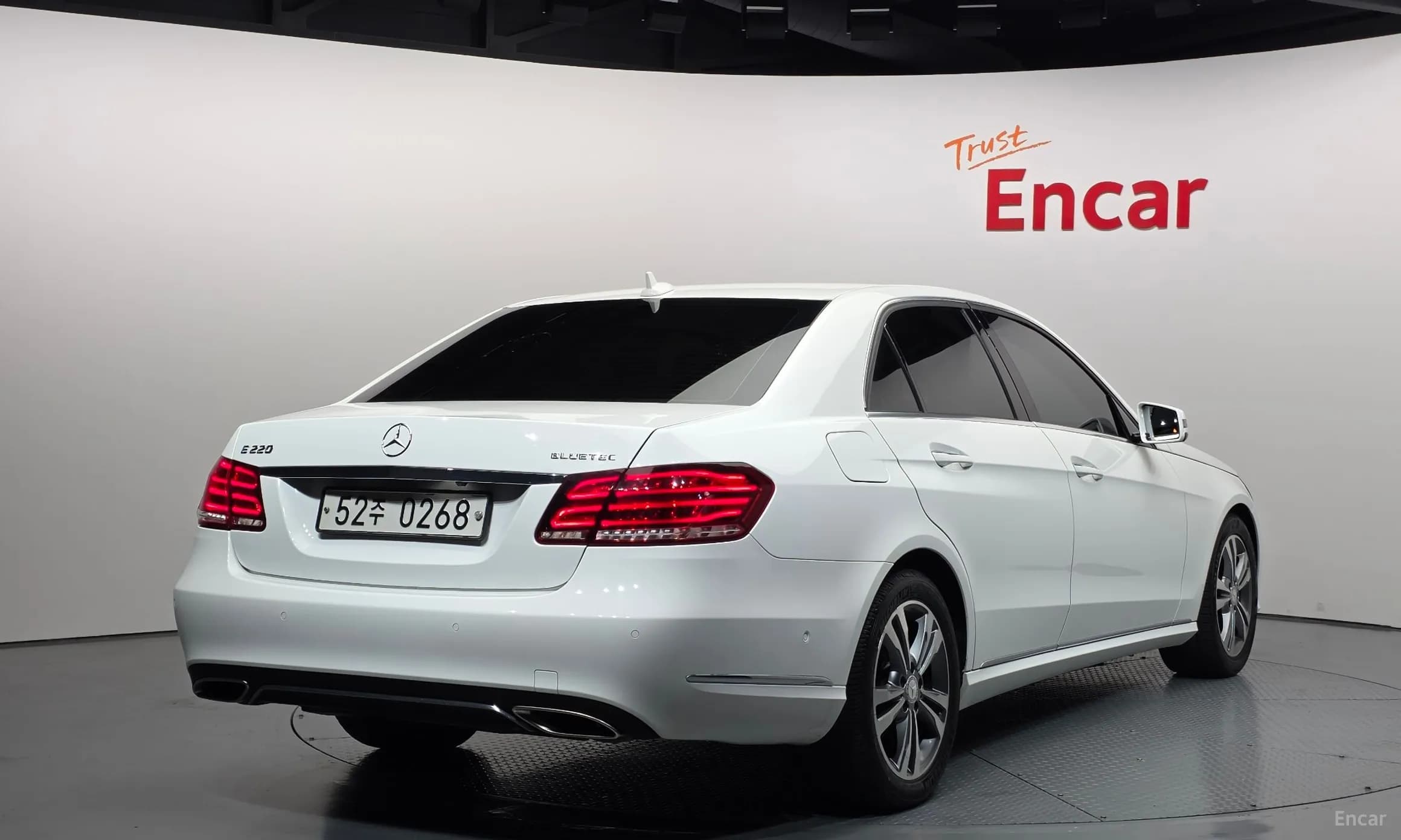 E-Class W212