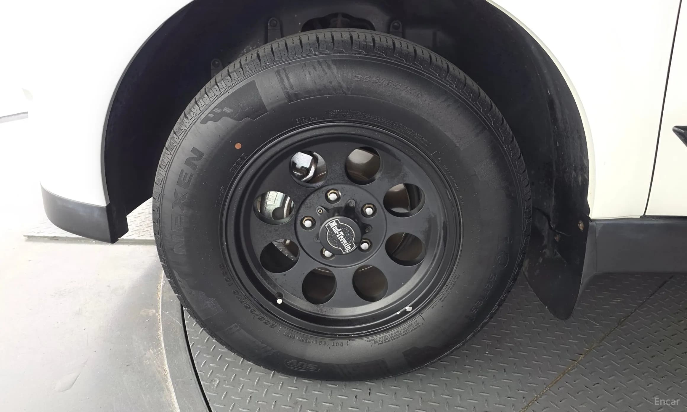 Korando Sports