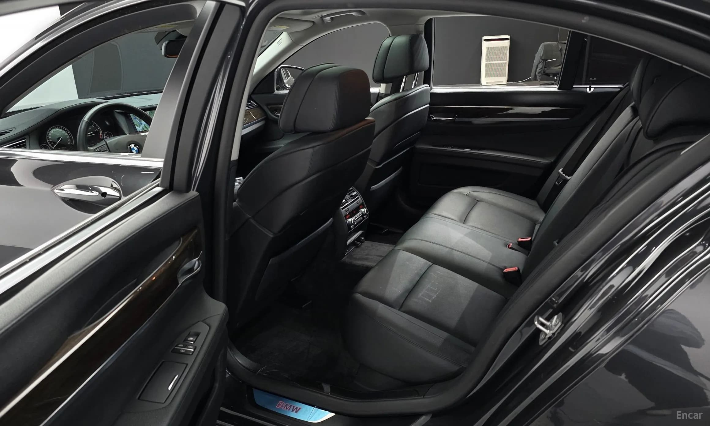 7 Series (F01)