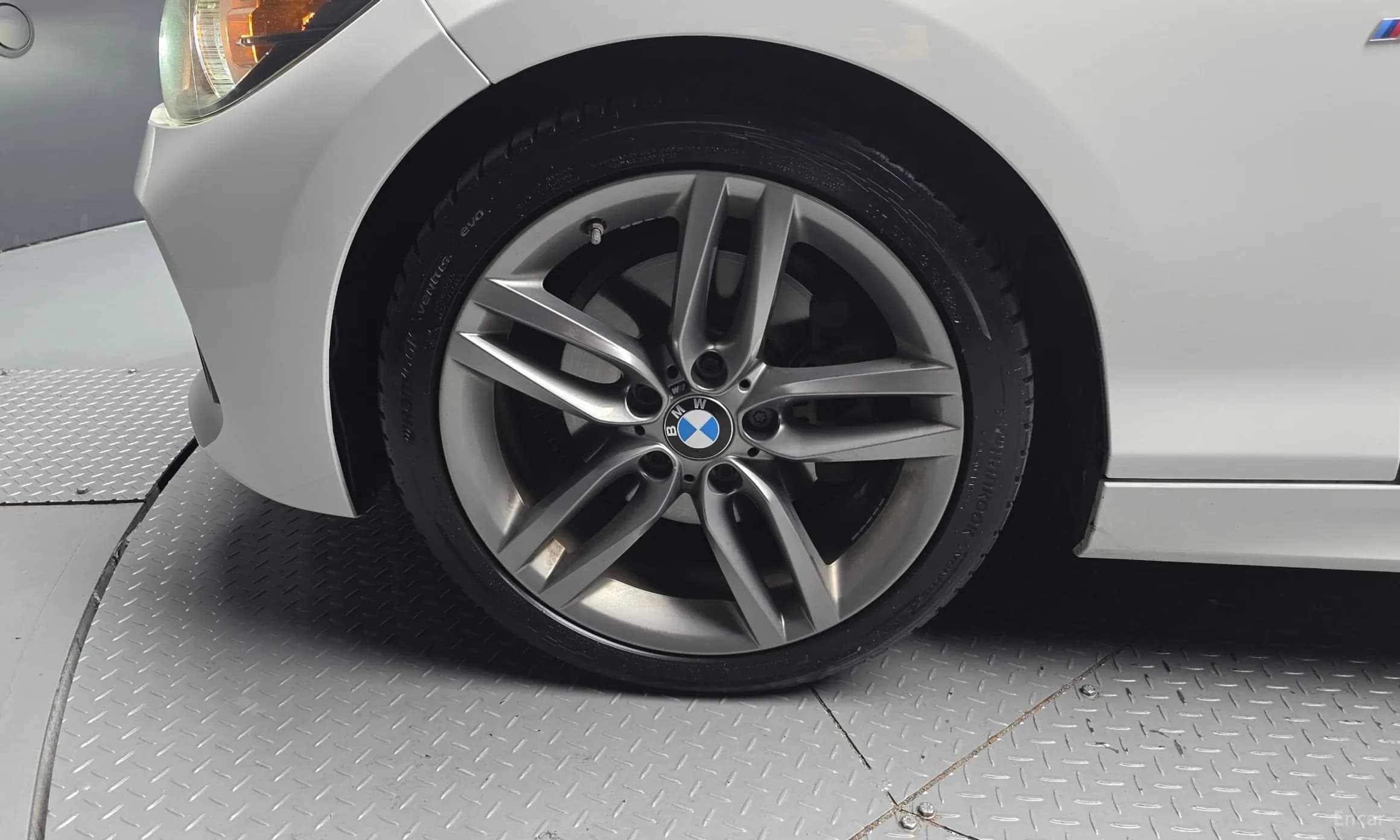 1 Series (F20)
