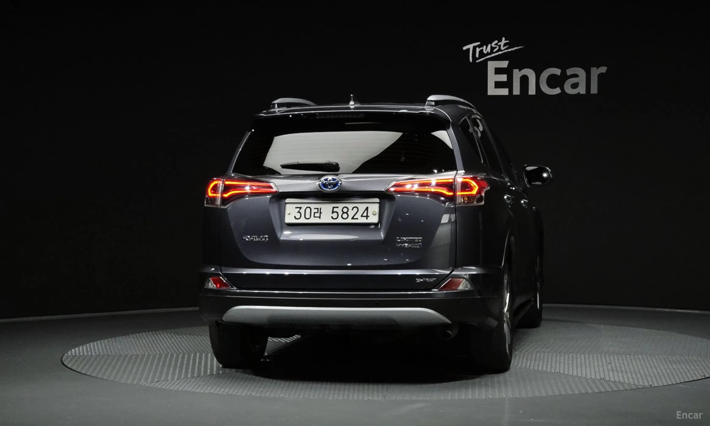 RAV4