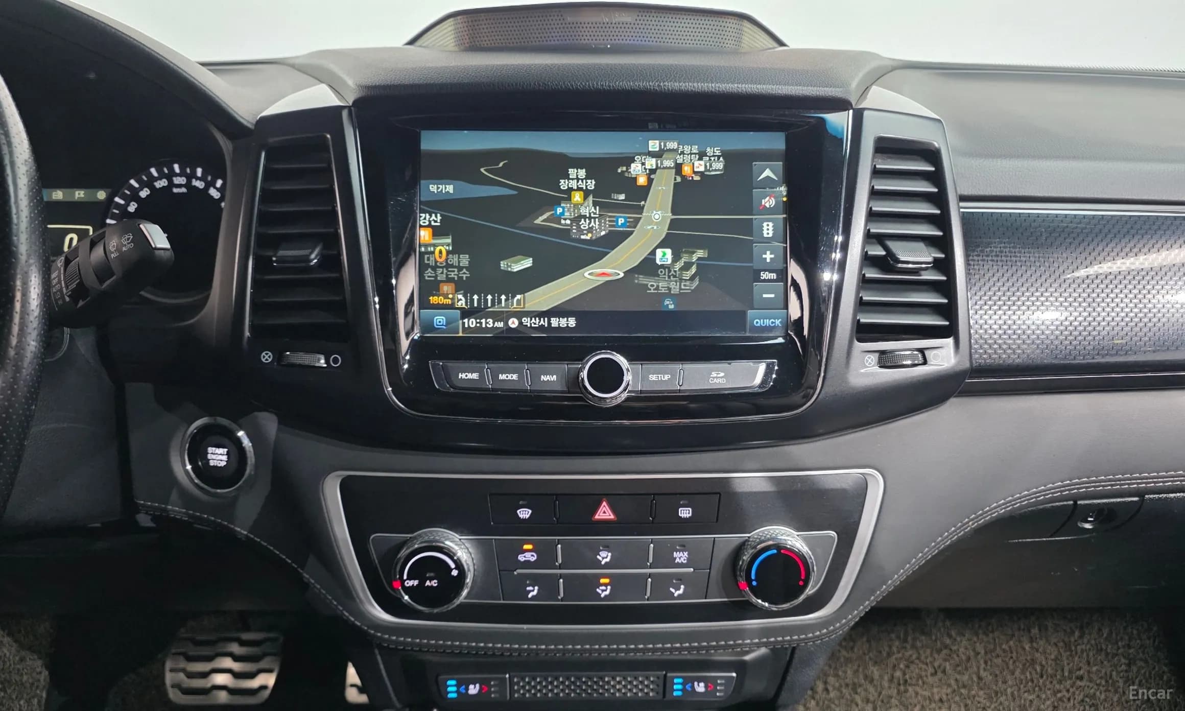 Rexton Sports Khan