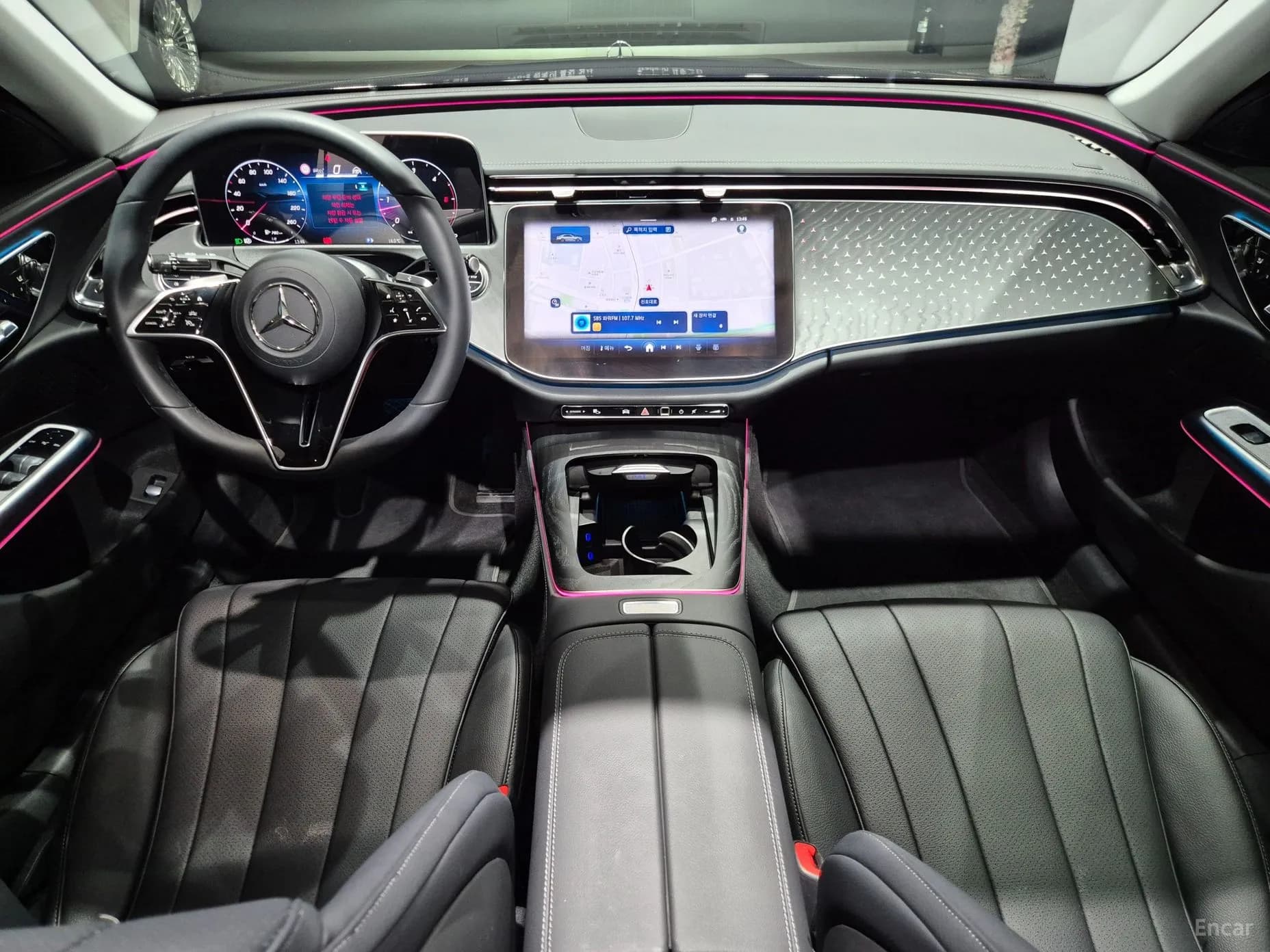 E-Class W214