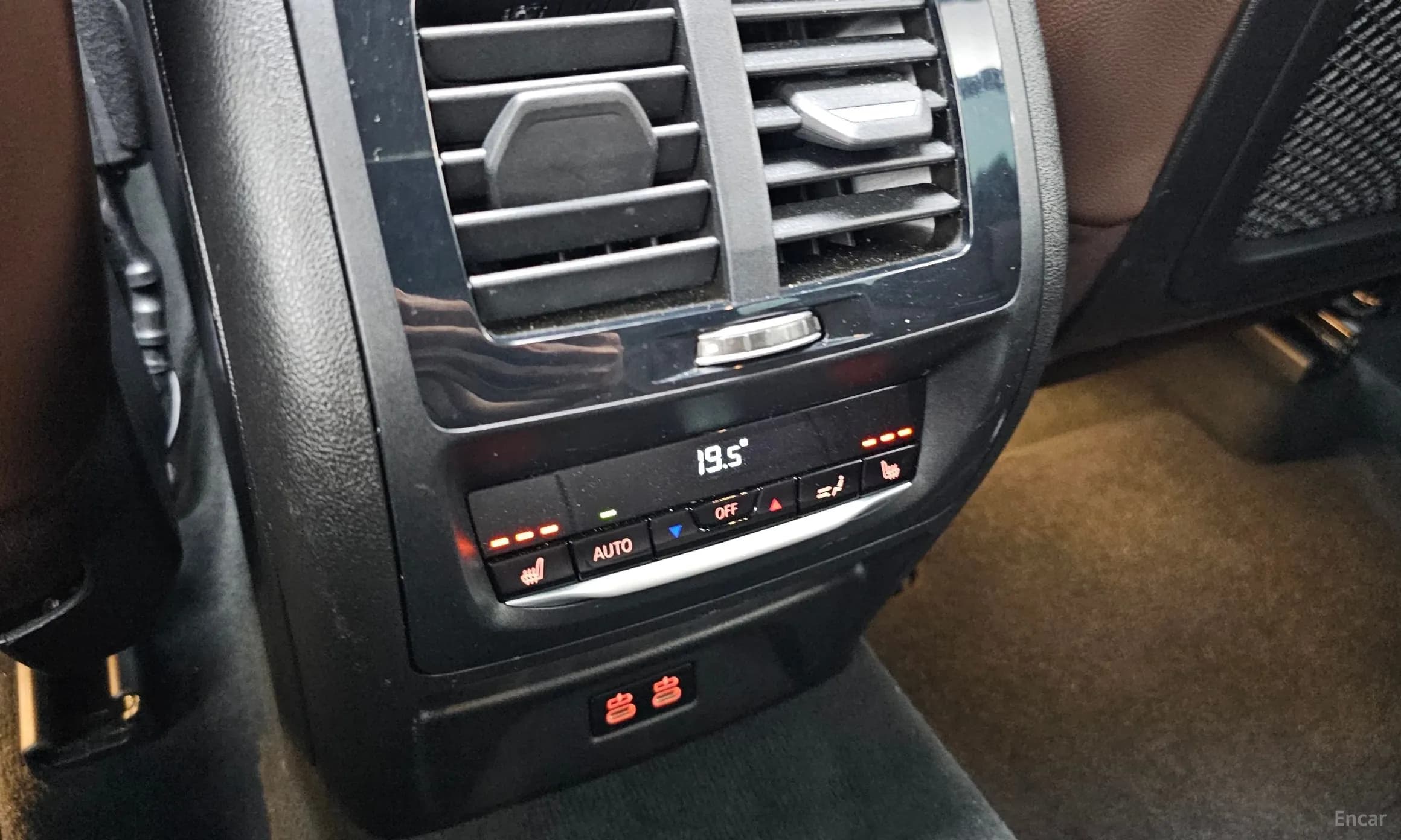 X3 (G01)