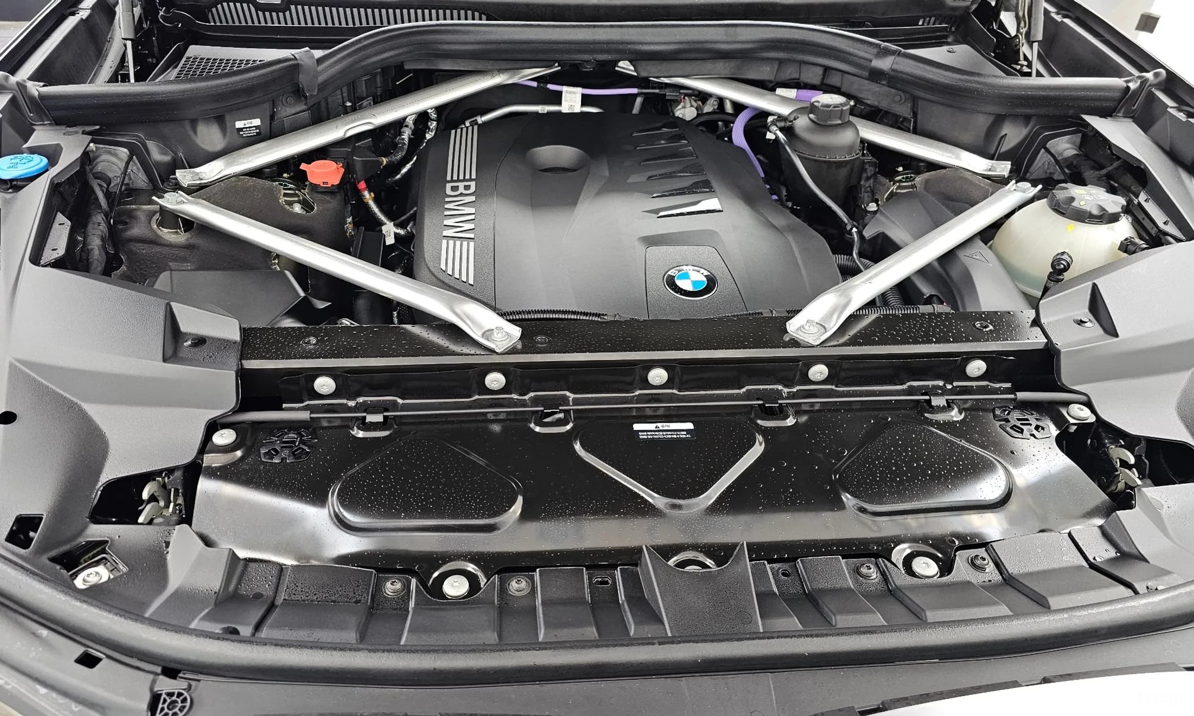 X7 (G07)