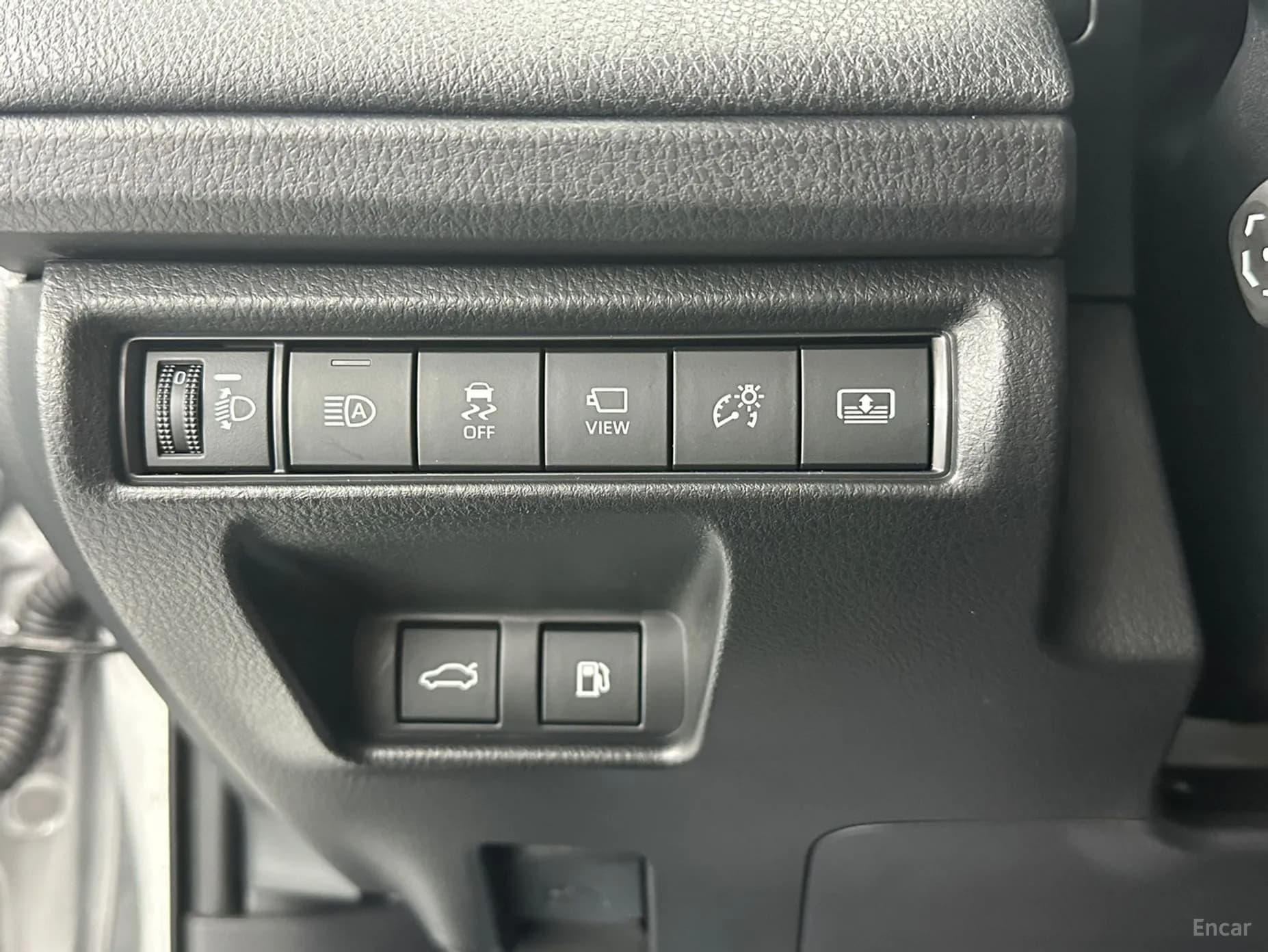 Camry (XV80)