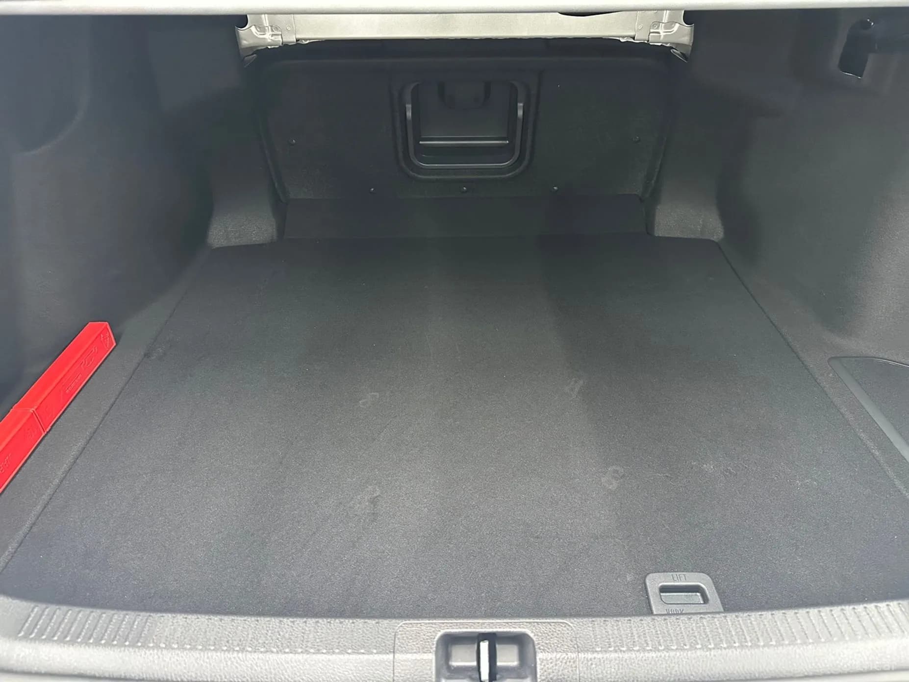 Camry (XV80)