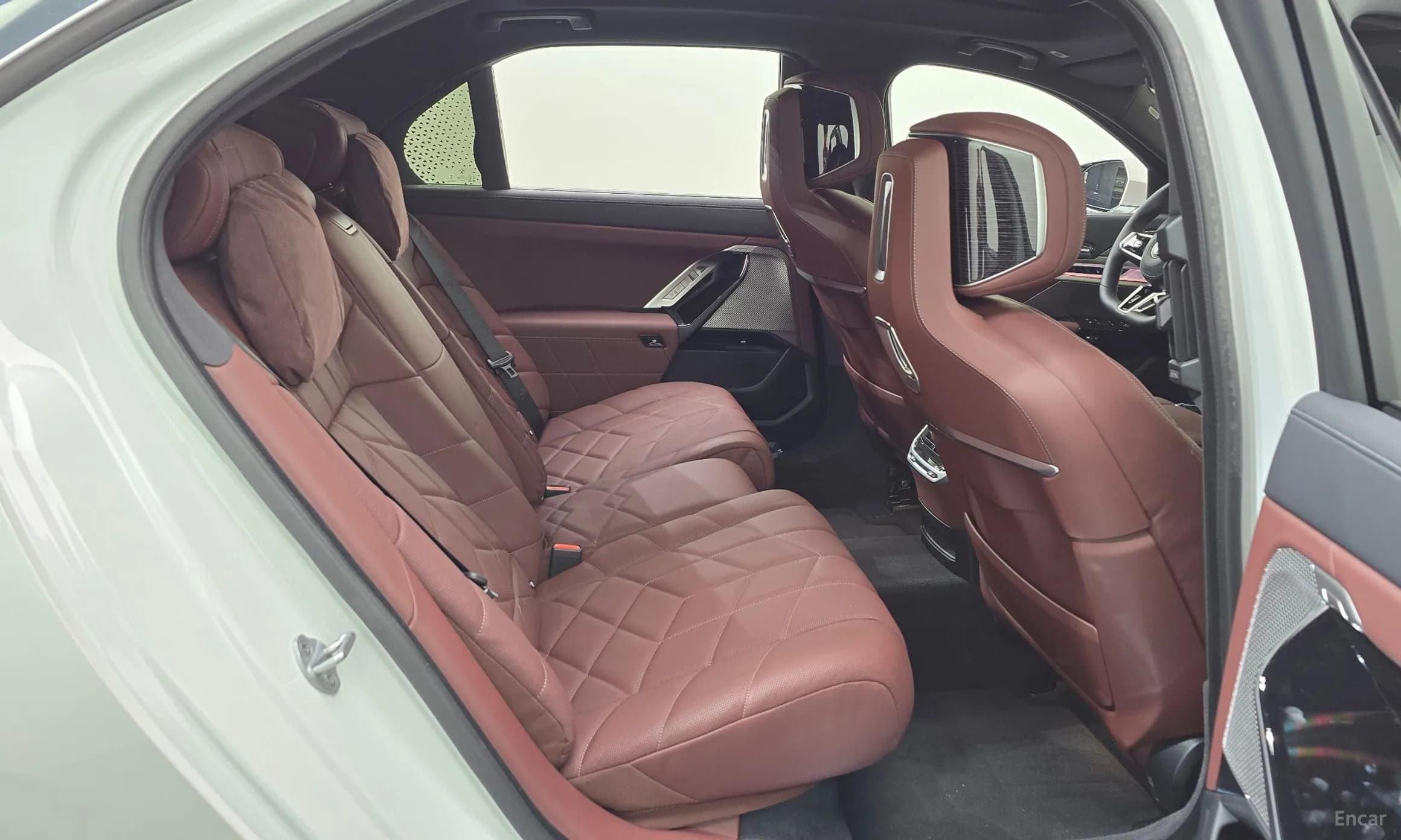 7 Series (G70)