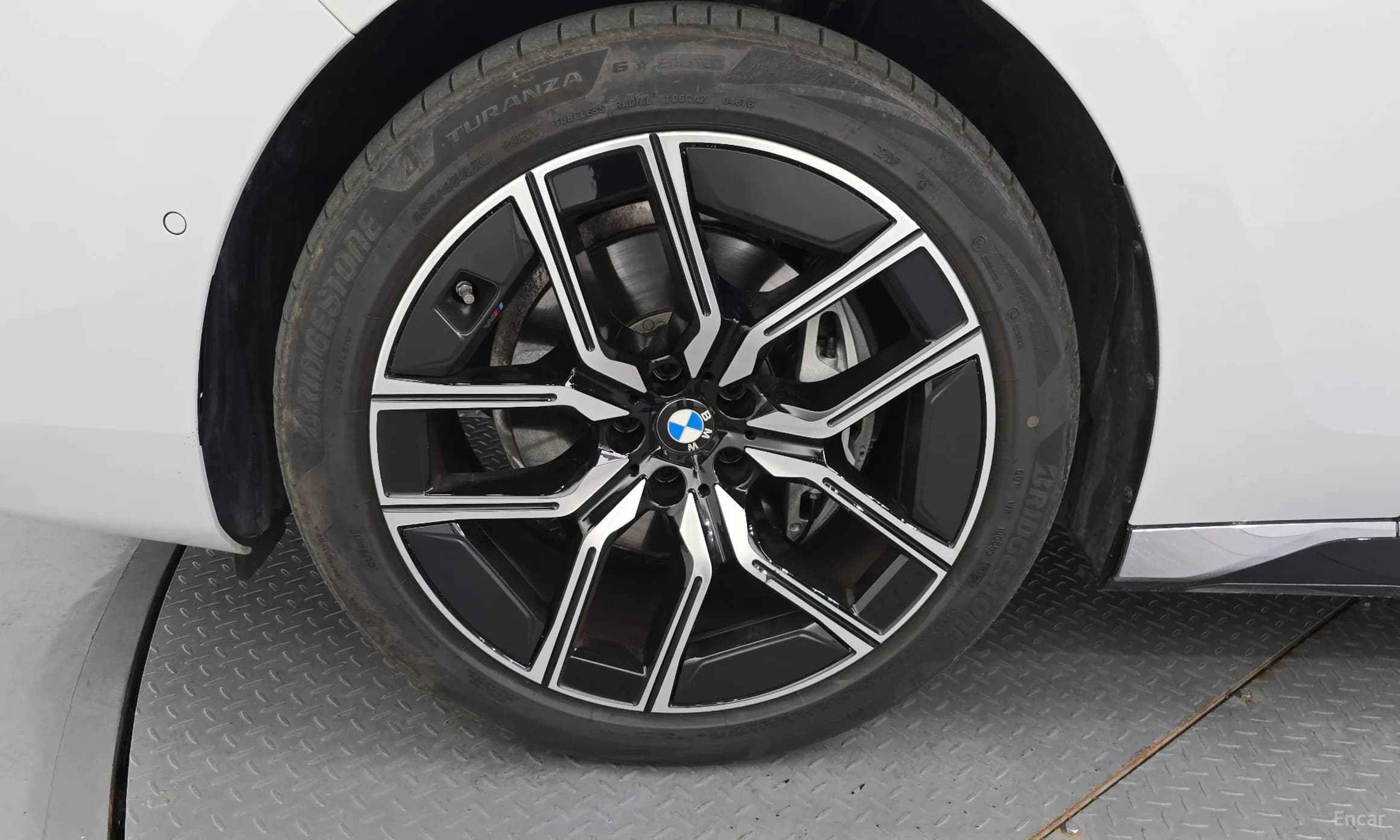 7 Series (G70)