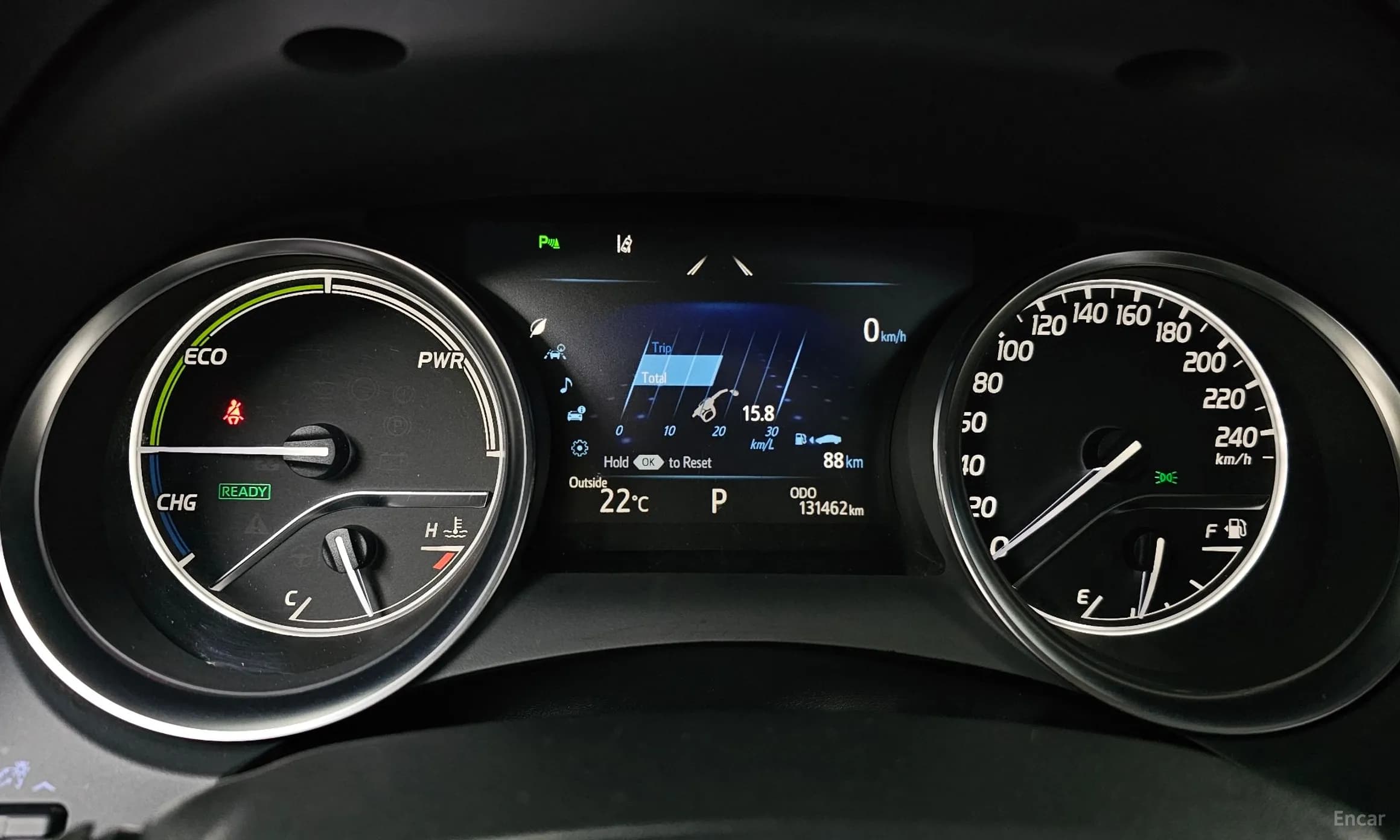 Camry (XV70)