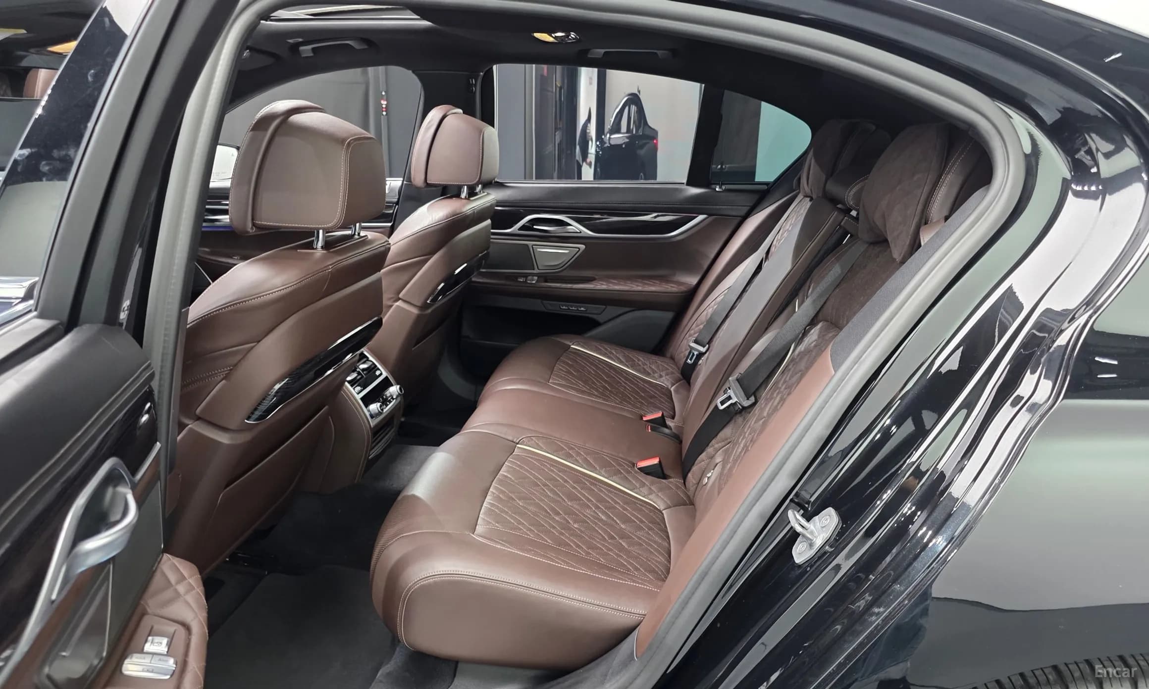 7 Series (G11)