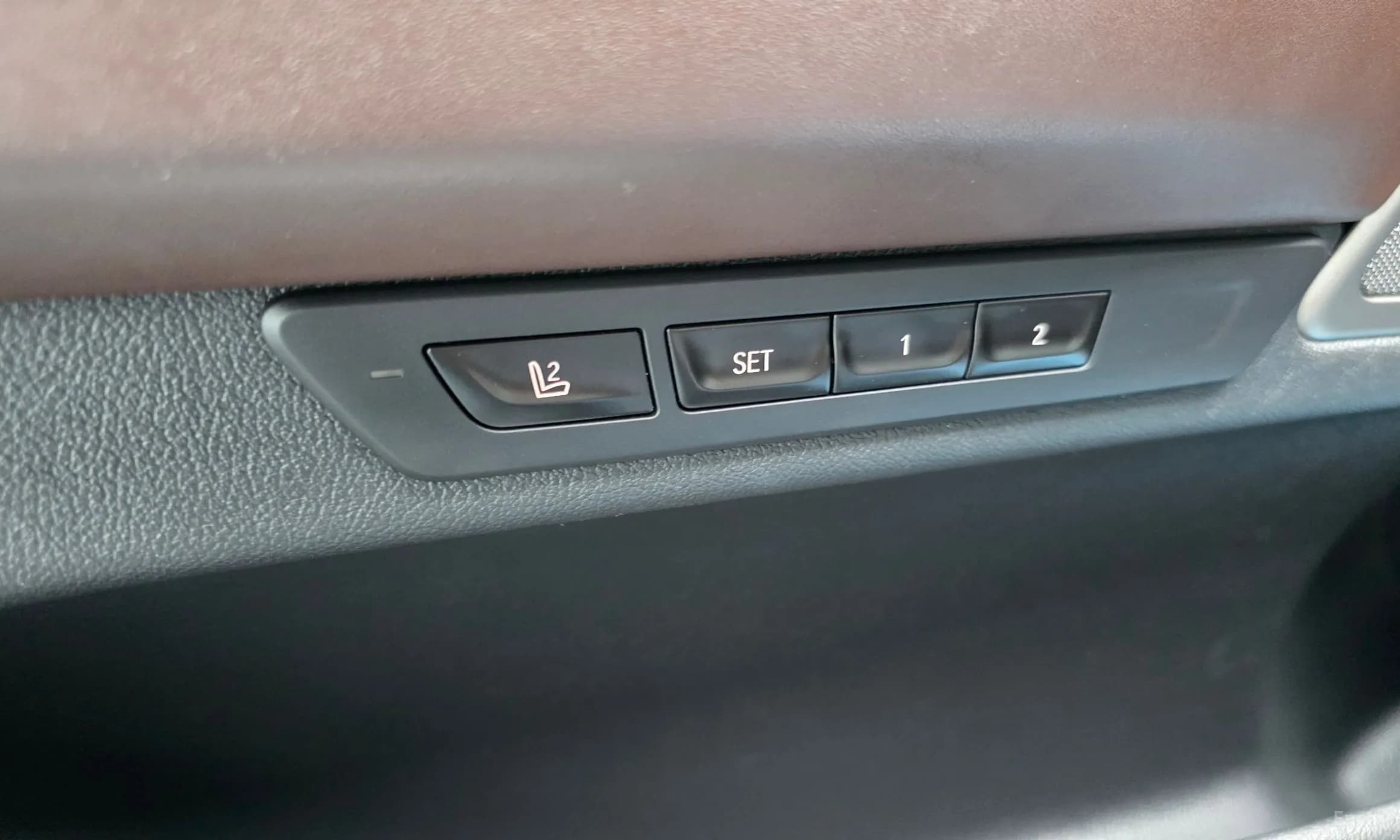 7 Series (G11)
