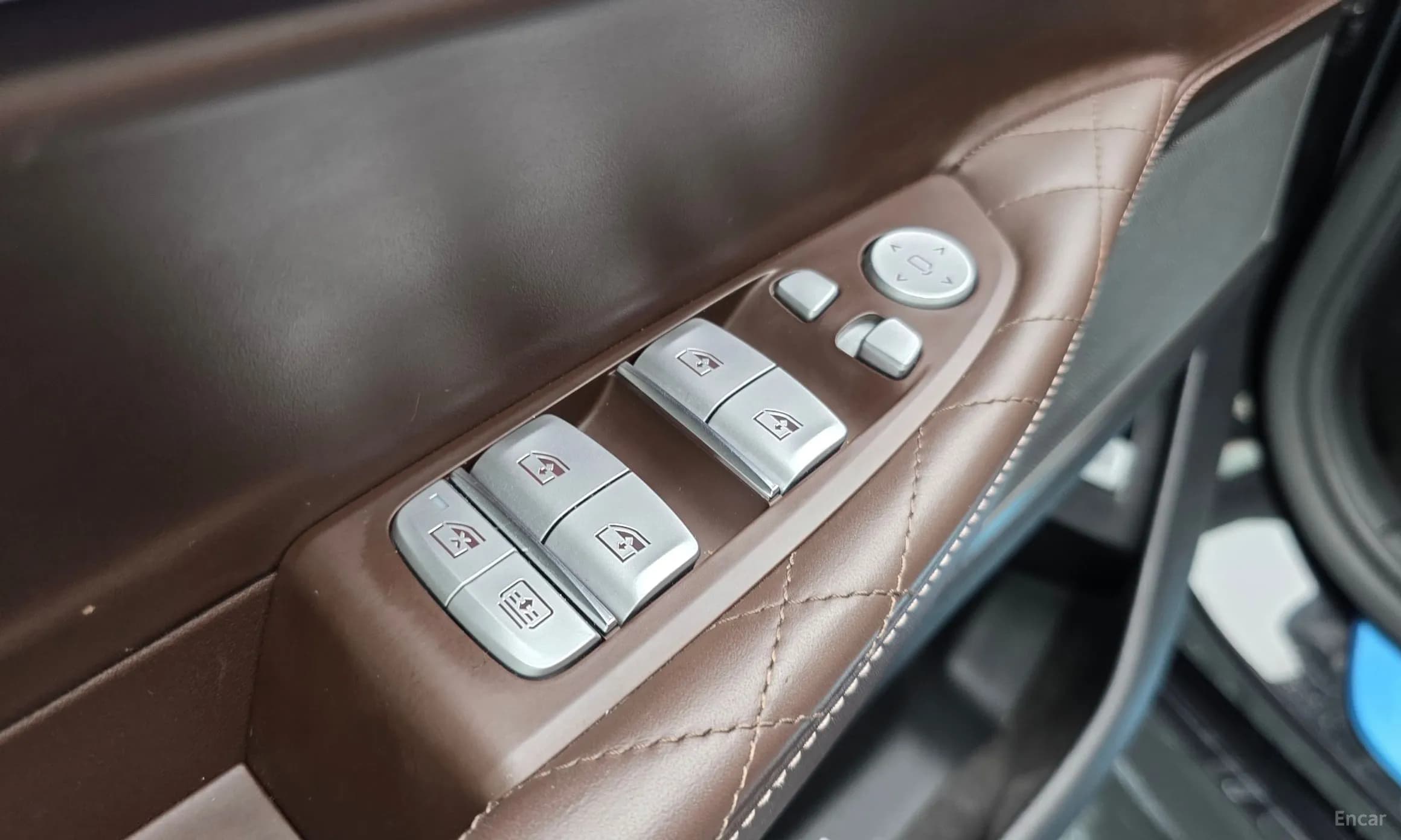 7 Series (G11)
