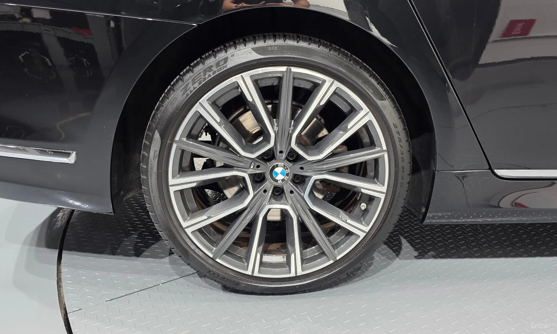 7 Series (G11)