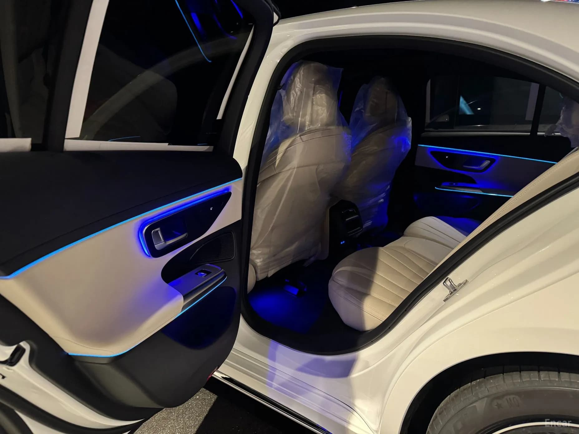 E-Class W214