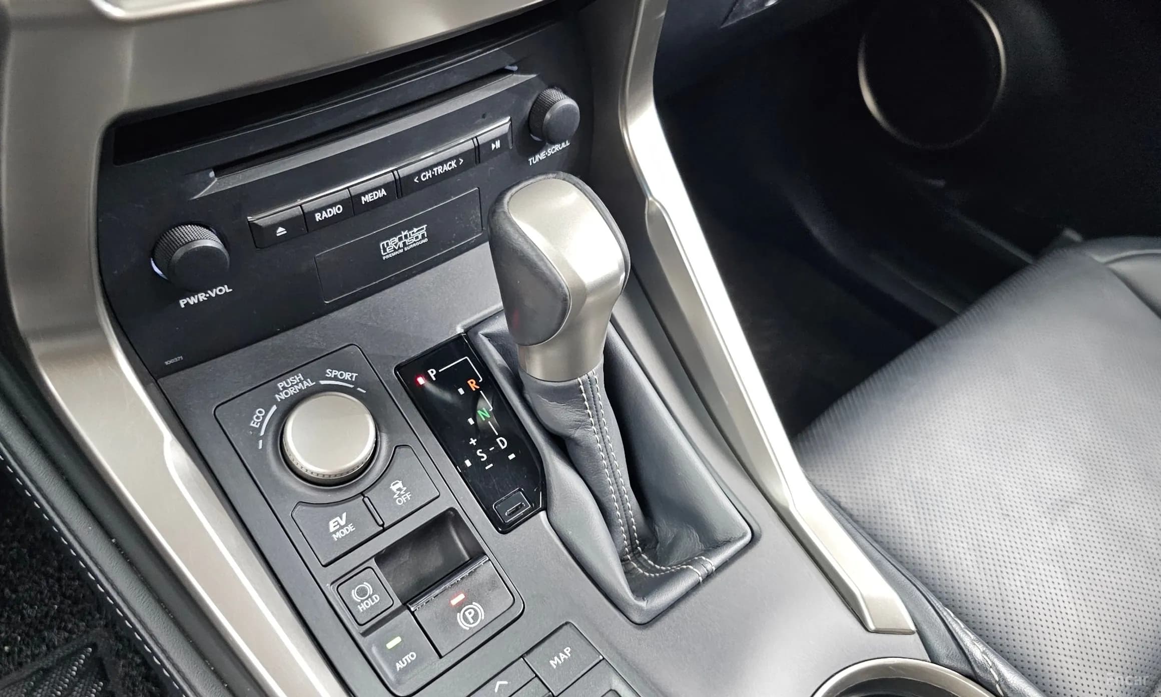 NX300h