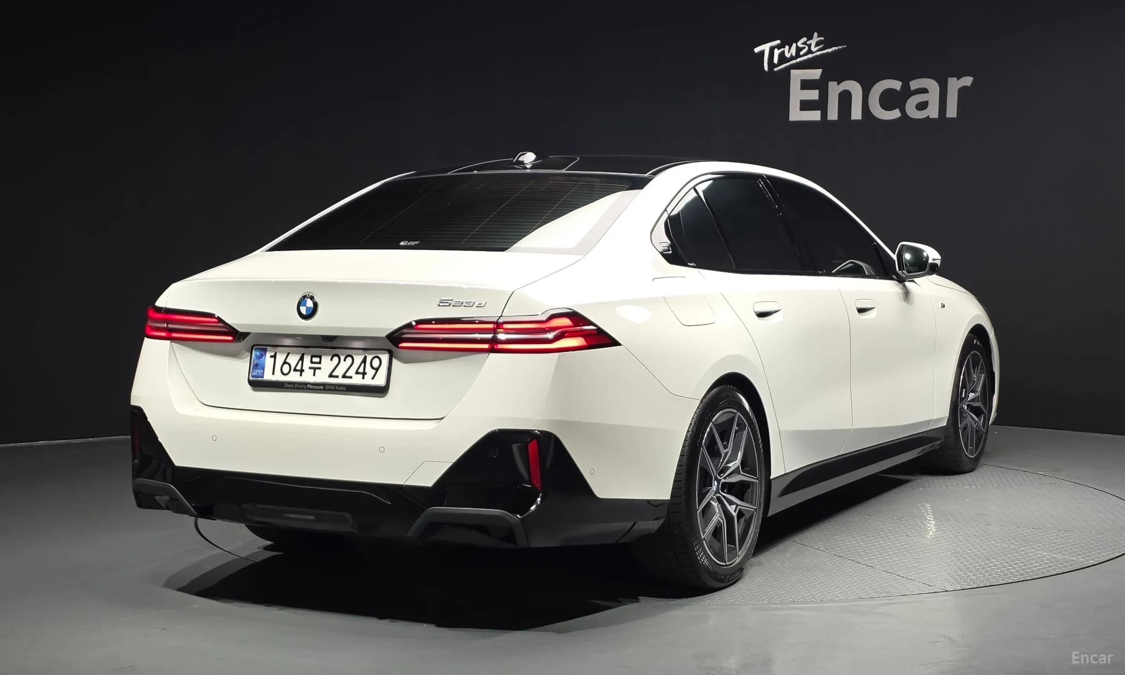 5 Series (G60)