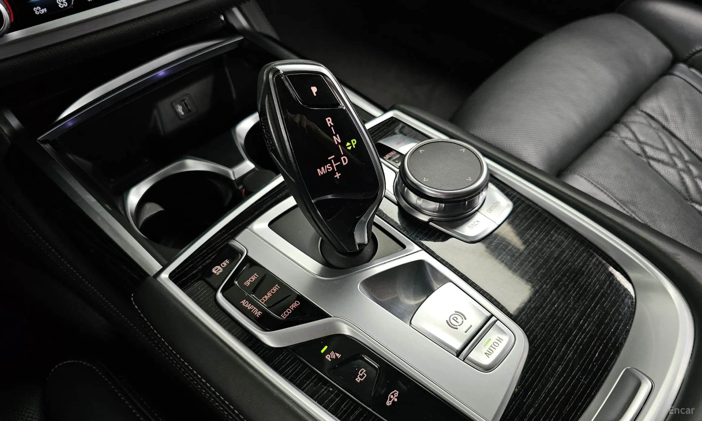 7 Series (G11)