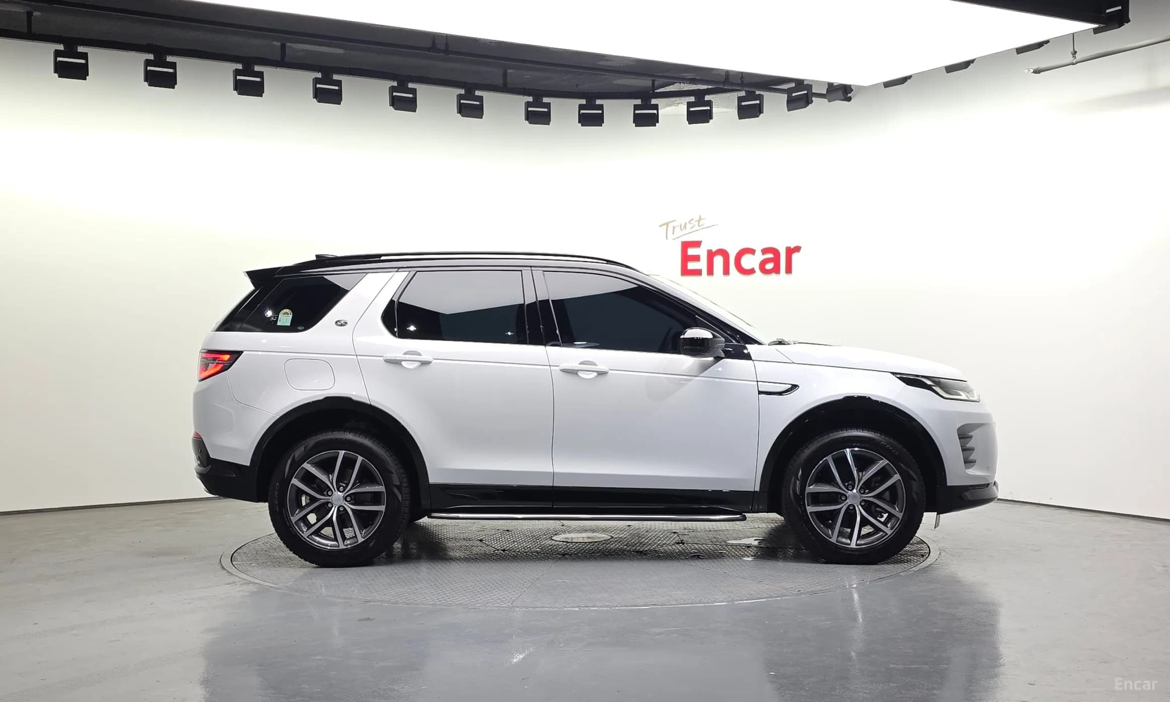 Discovery Sports