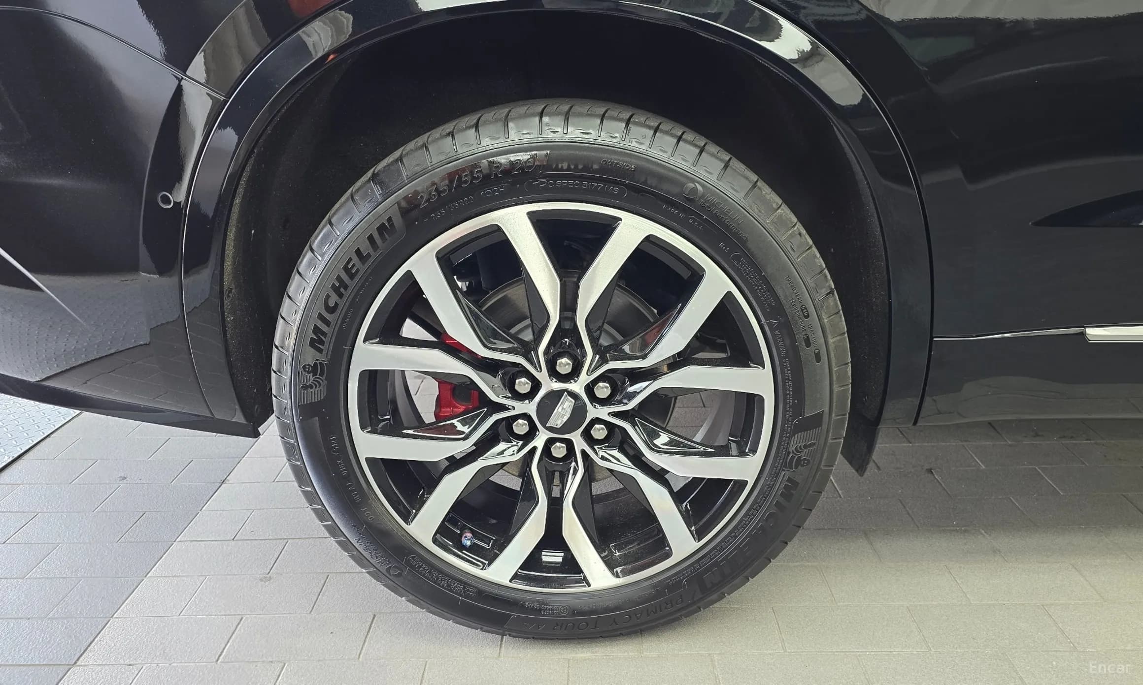 XT6