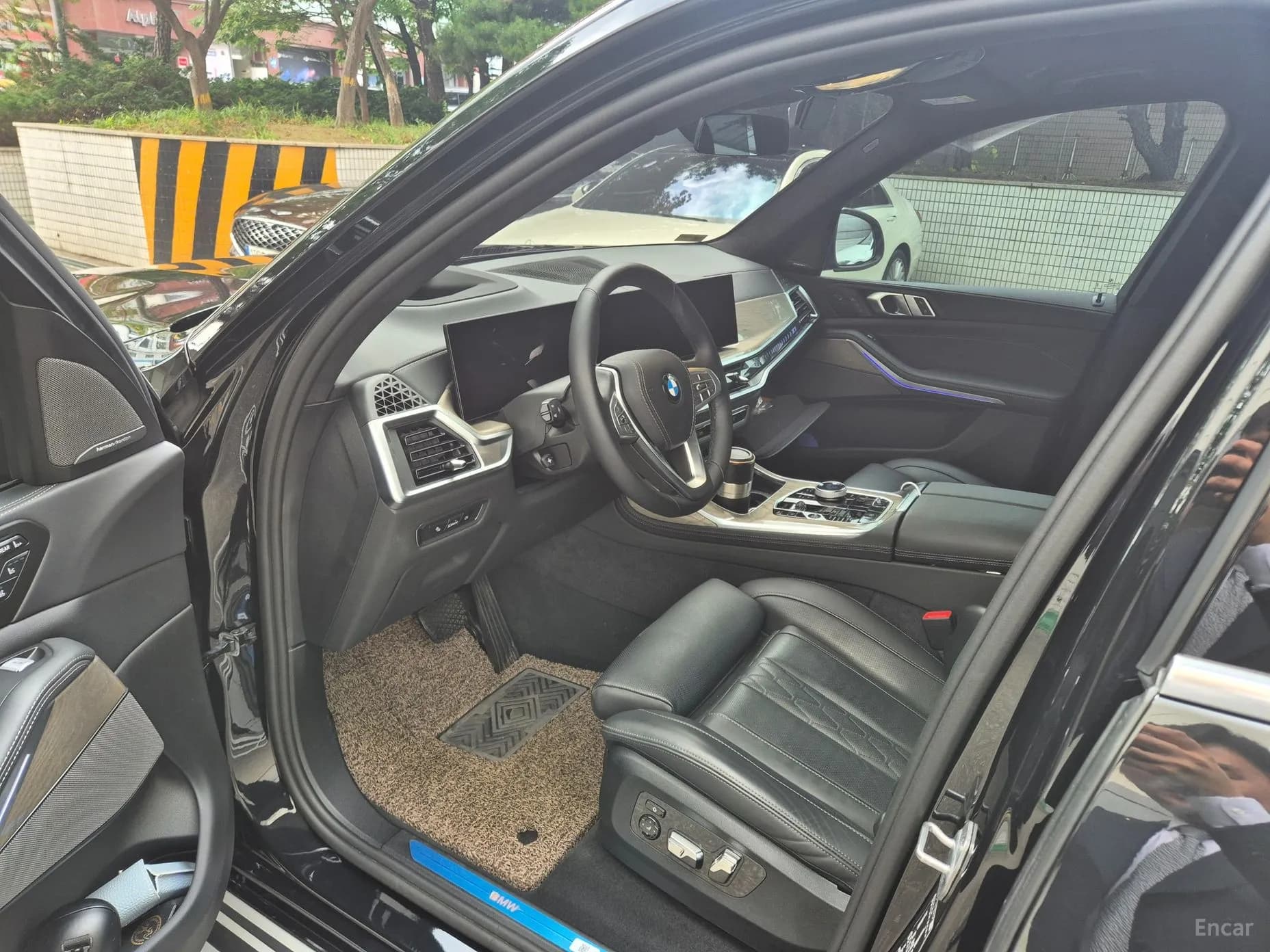 X7 (G07)