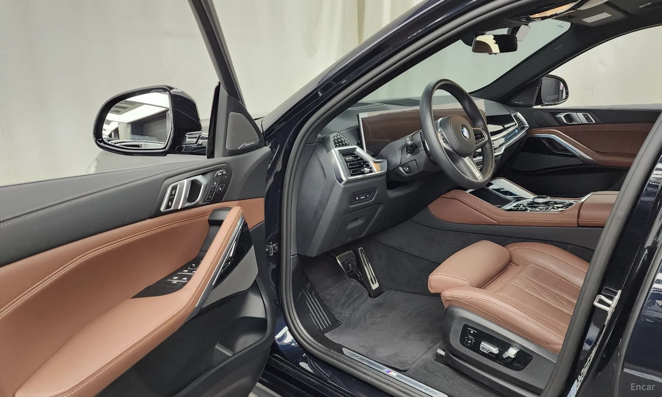 X6 (G06)
