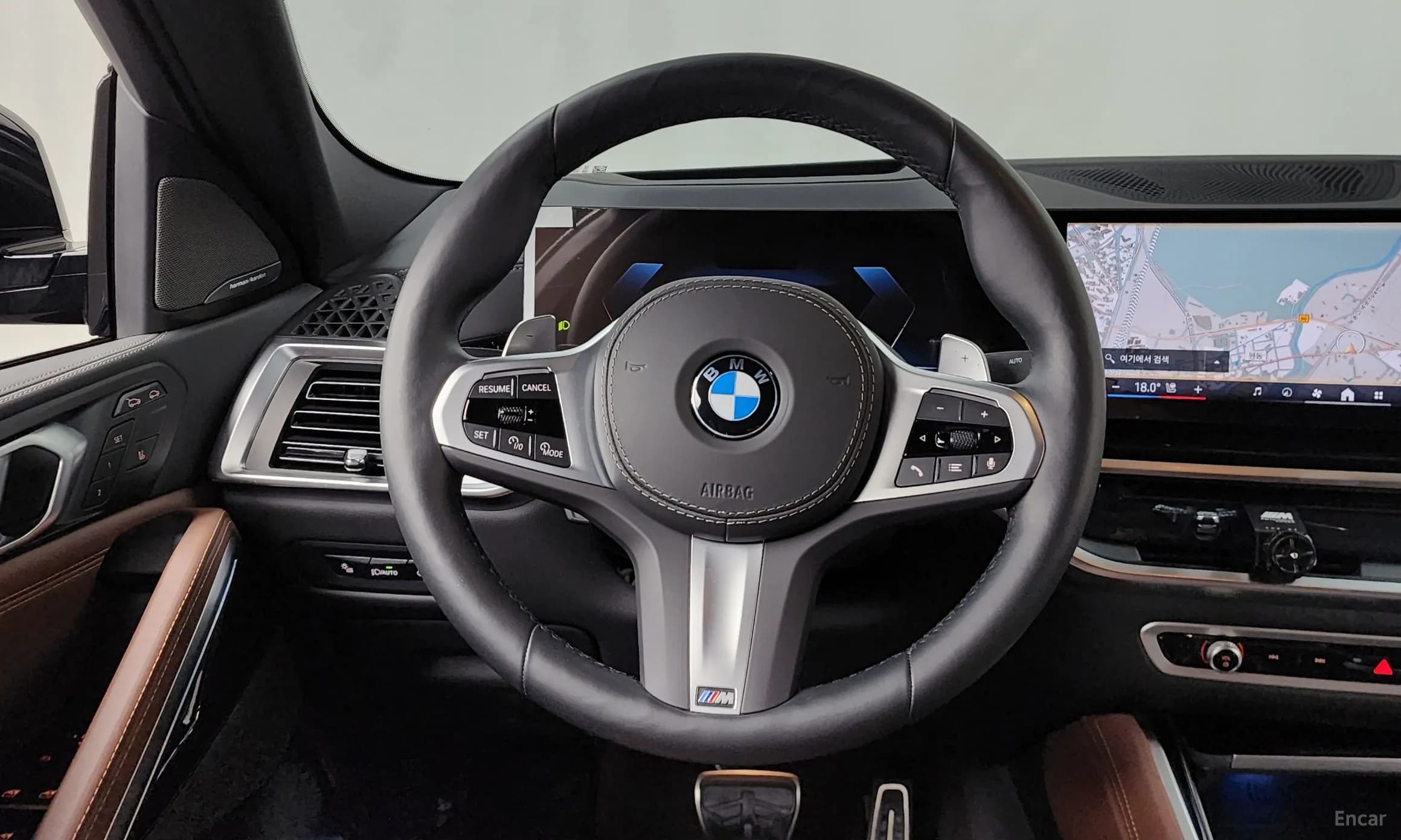 X6 (G06)