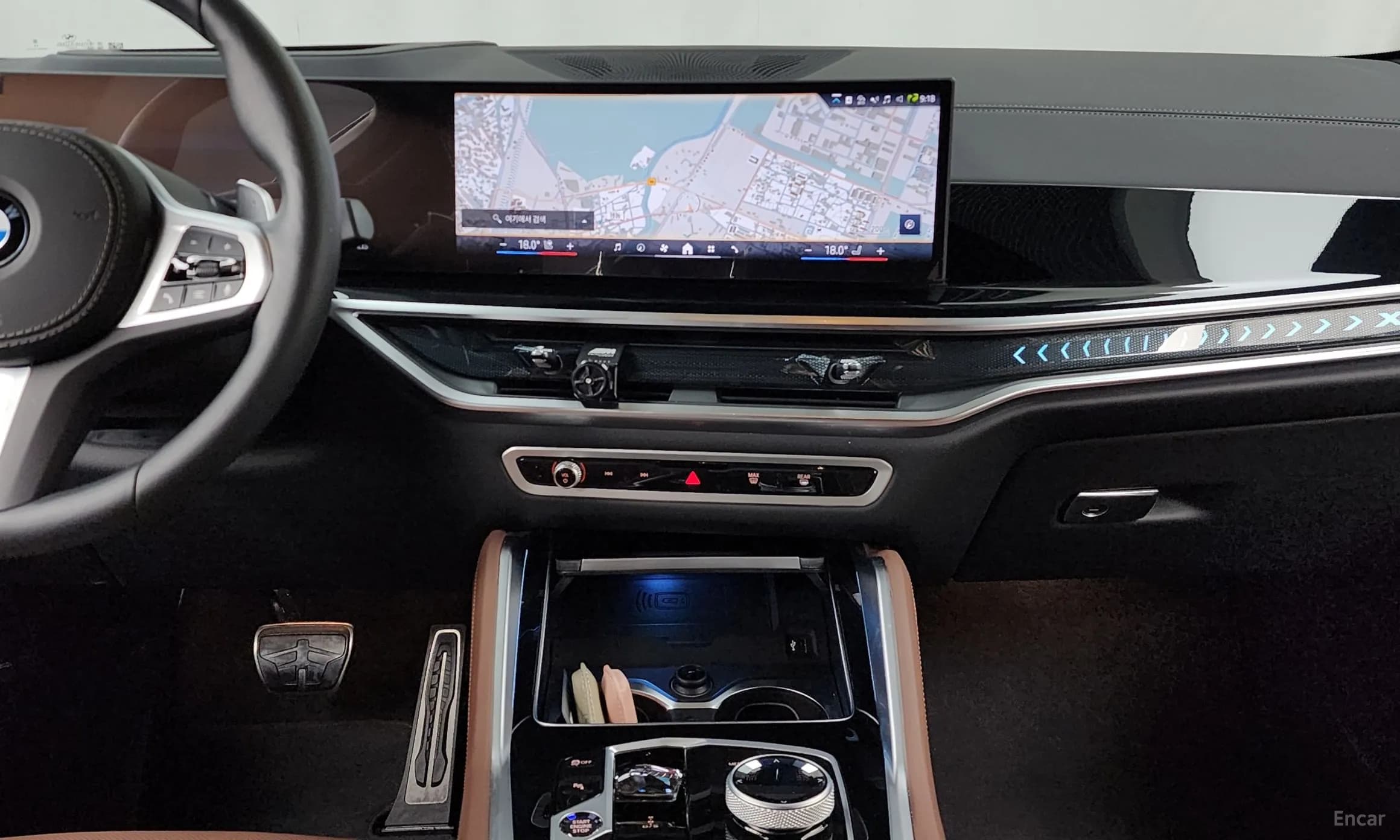 X6 (G06)