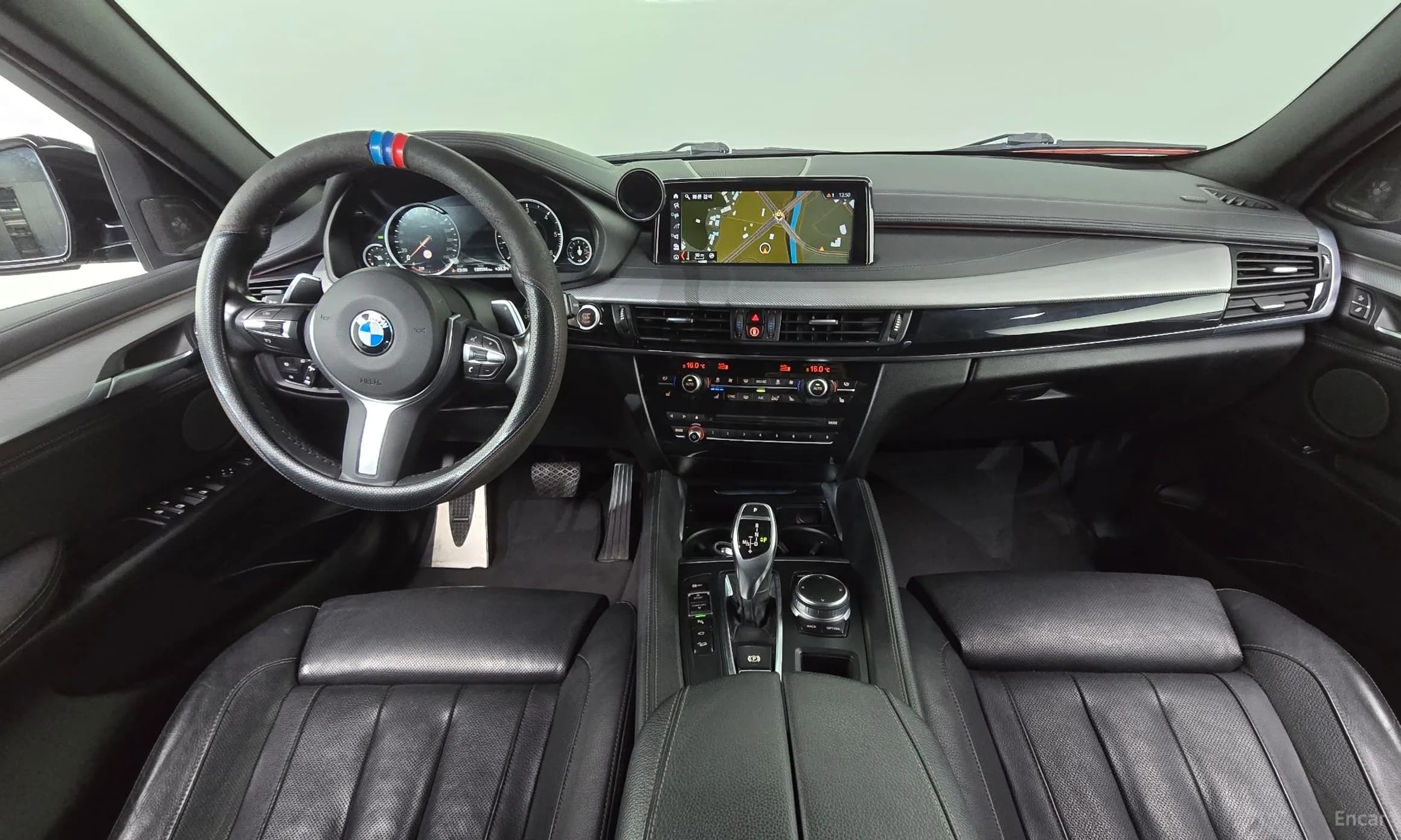 X6 (F16)