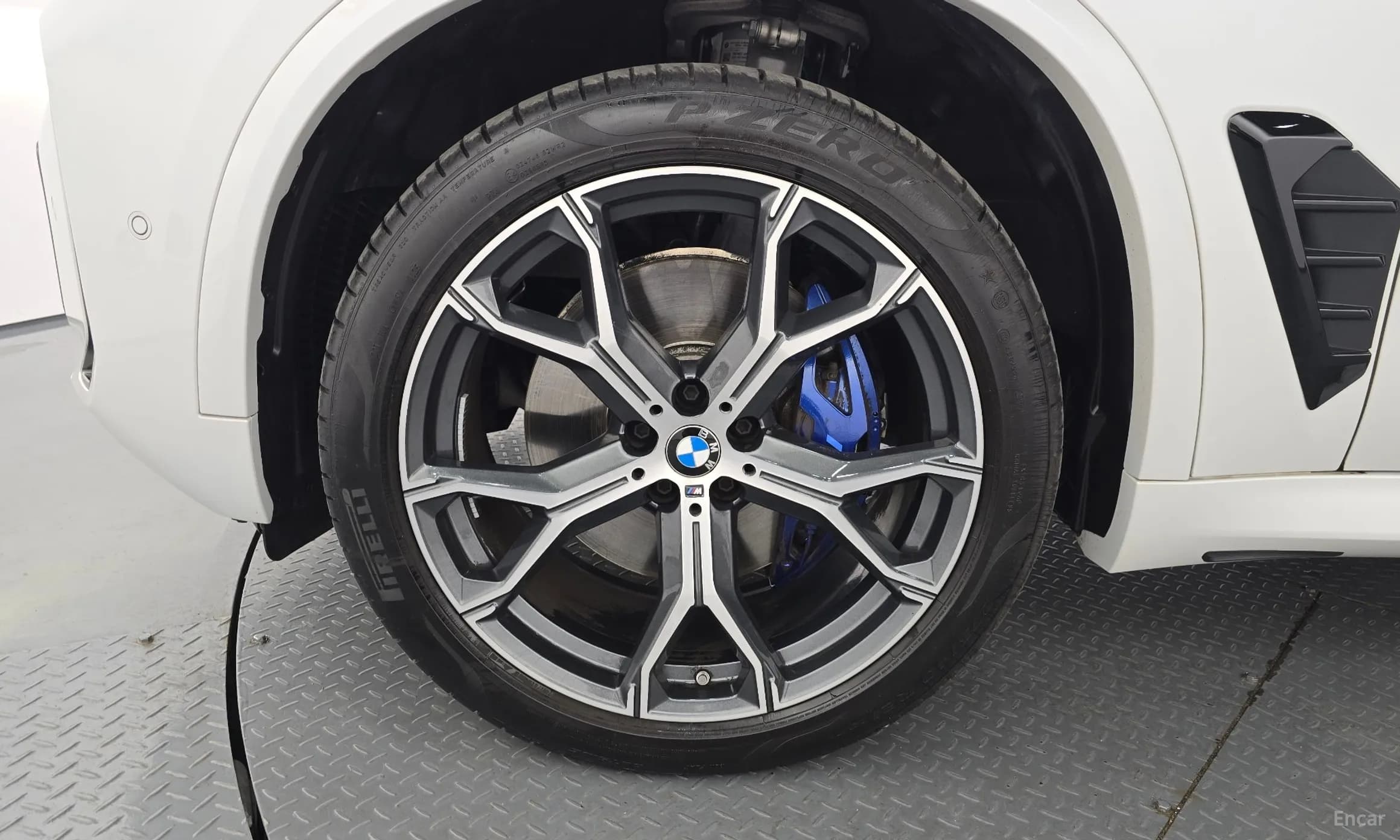 X5 (G05)