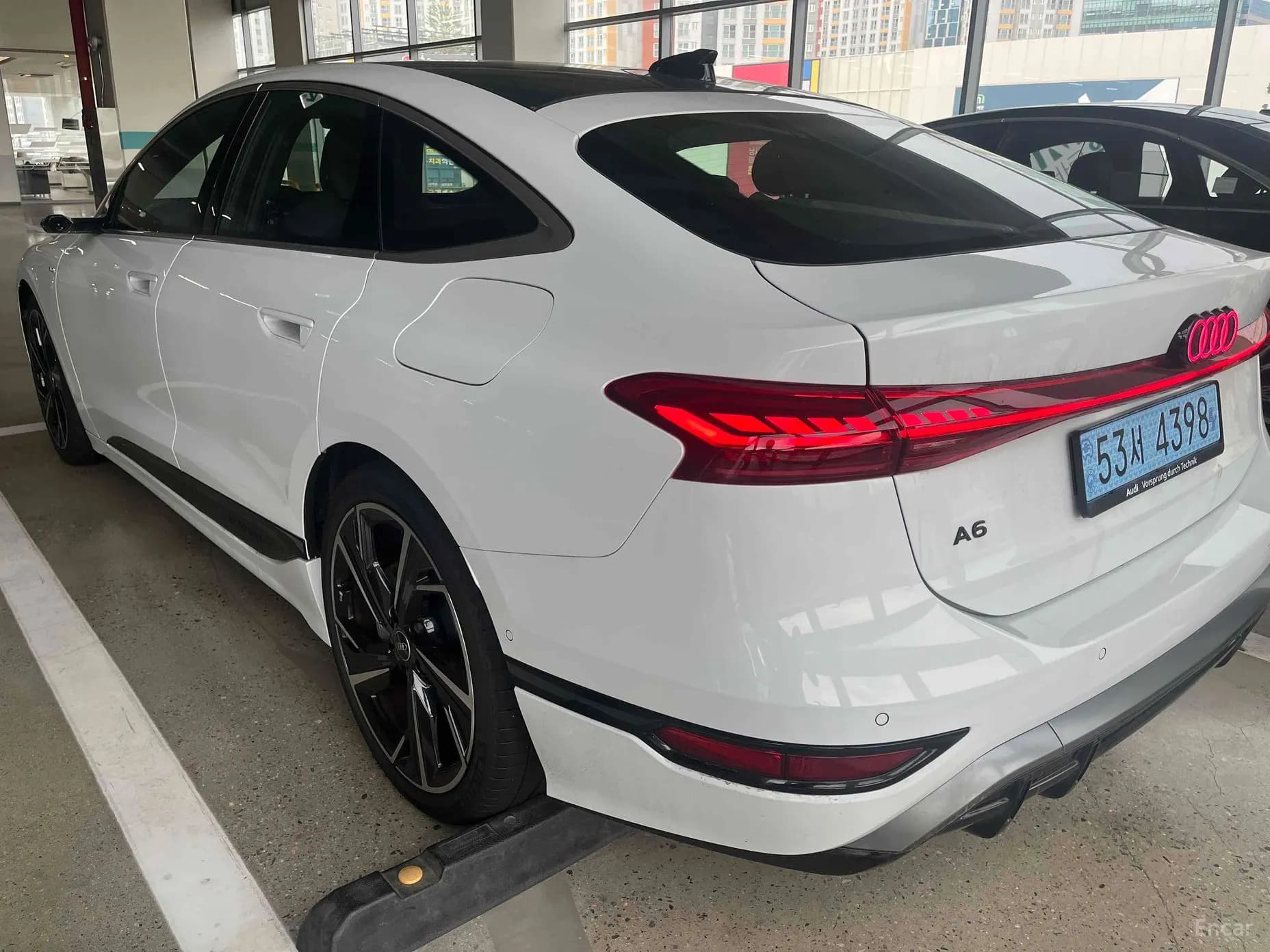 A6 e-tron