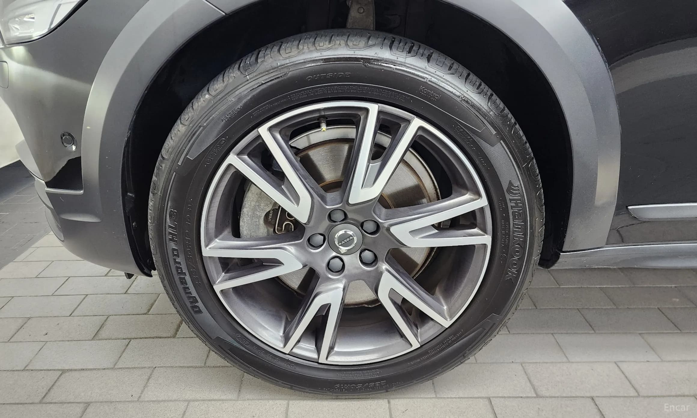 V90 Cross Country