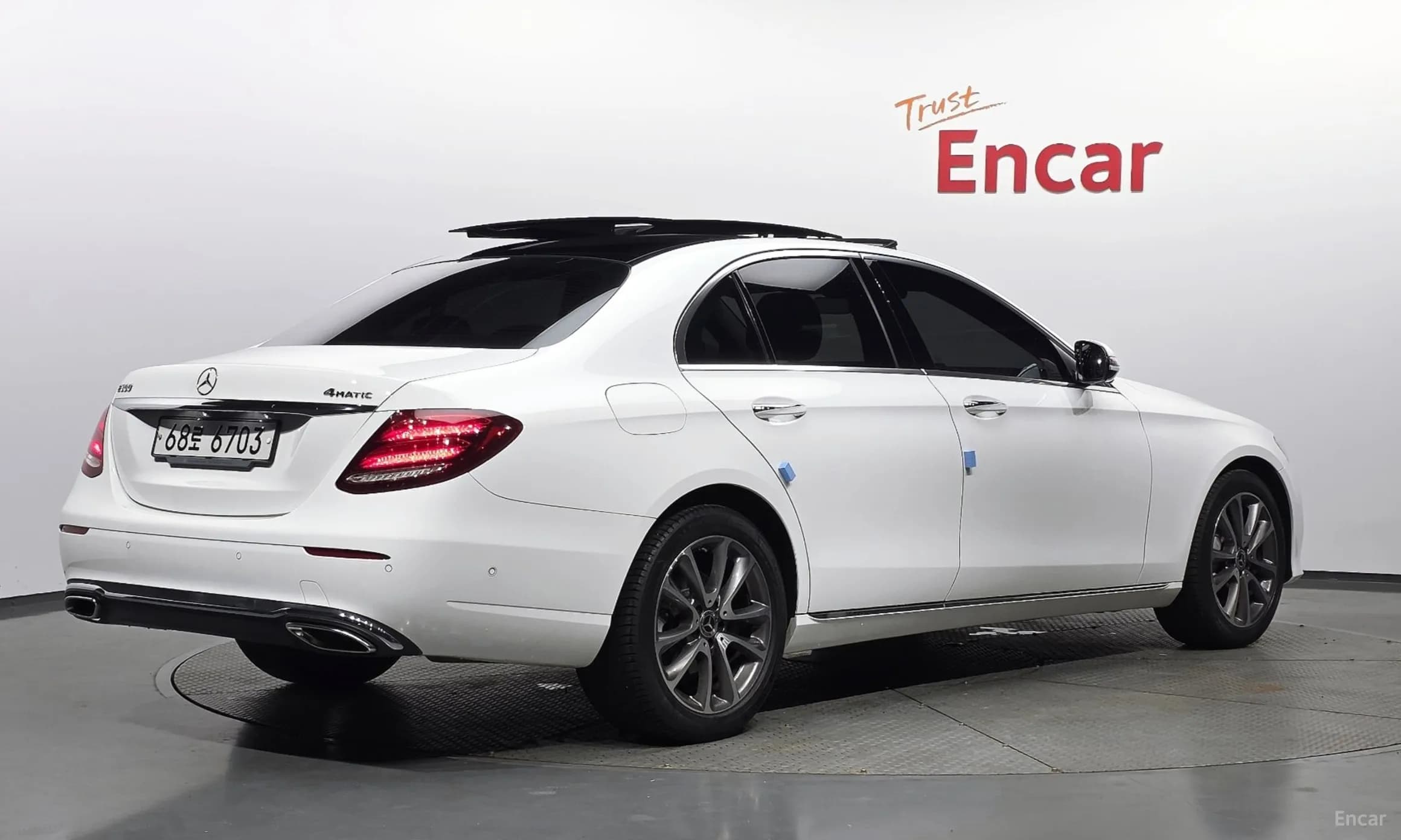 E-Class W213