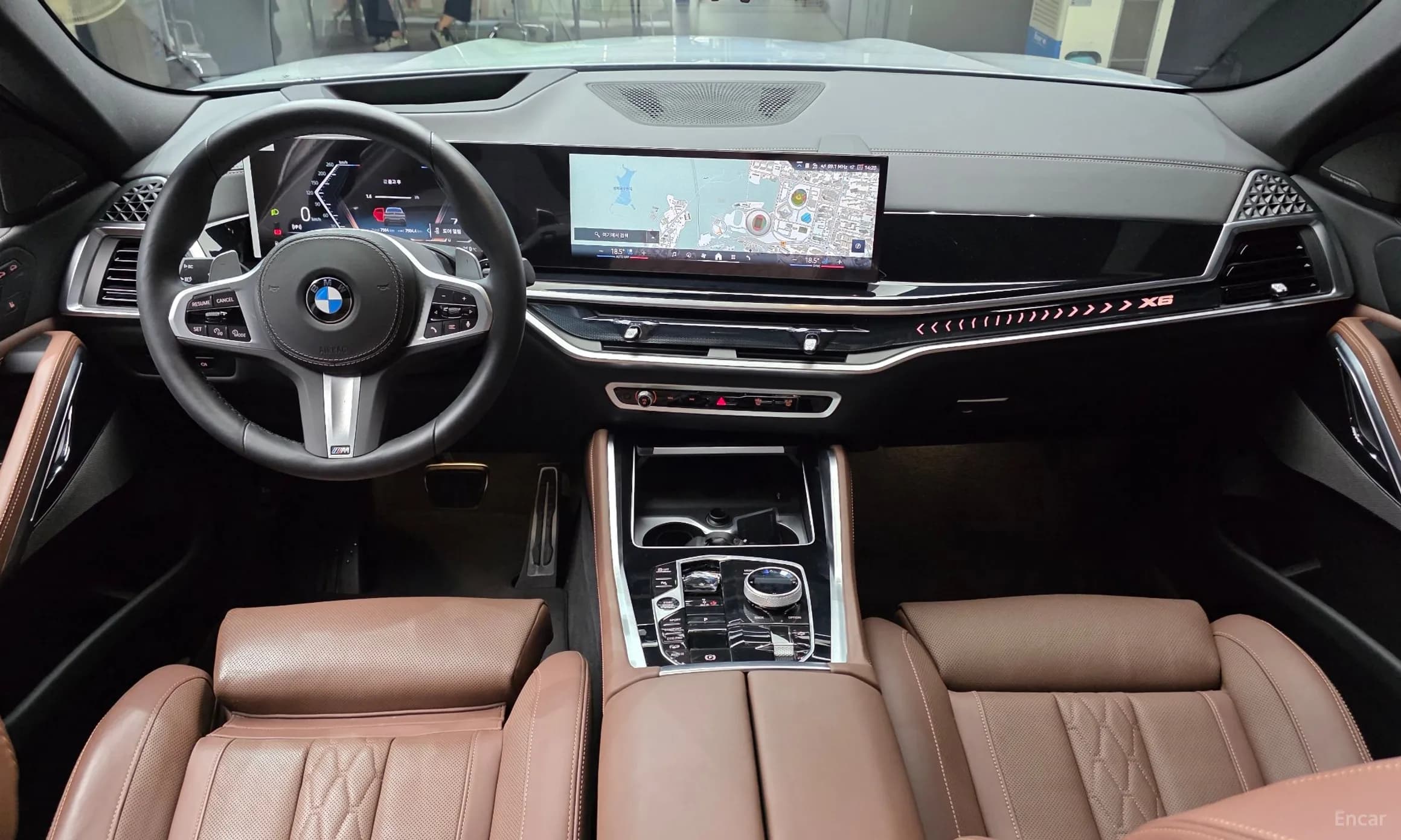 X6 (G06)