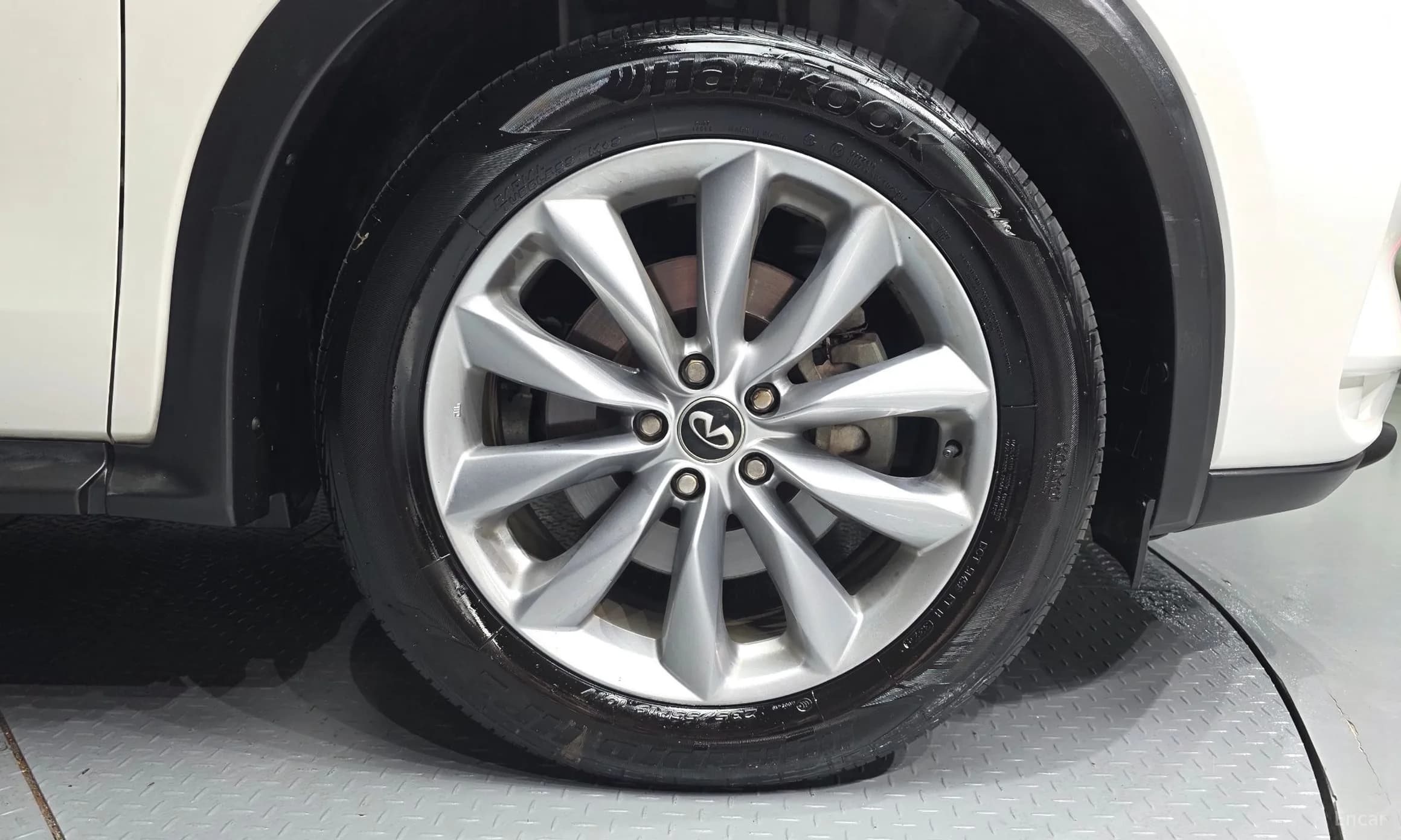 QX50 (P71A)