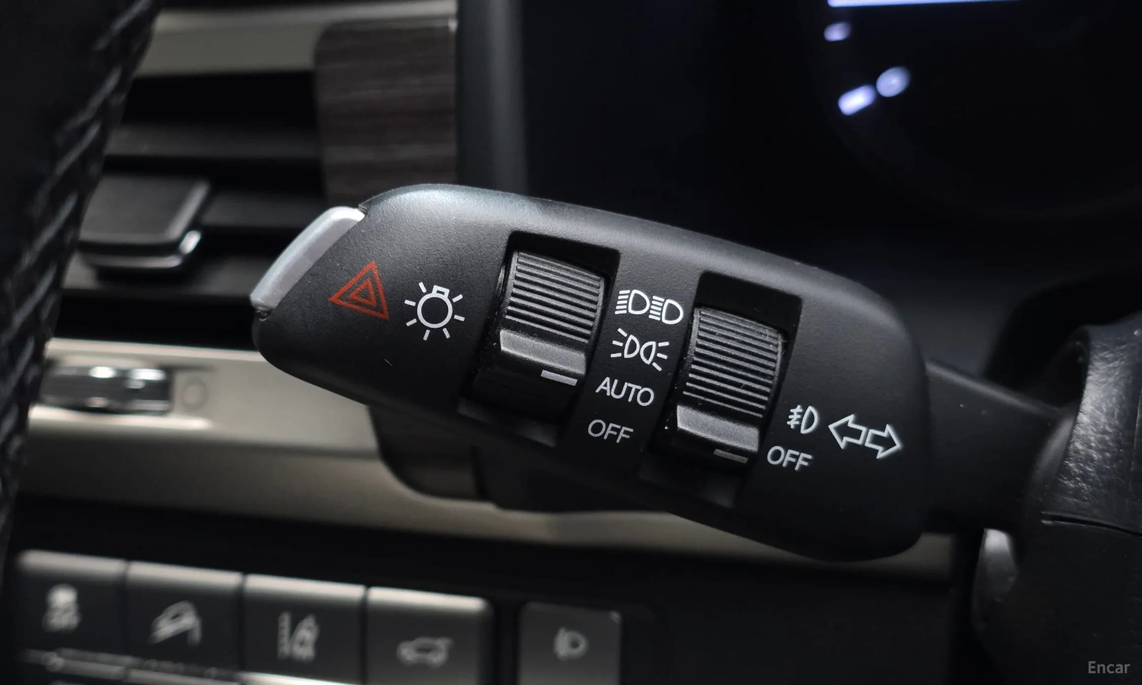 G4 Rexton
