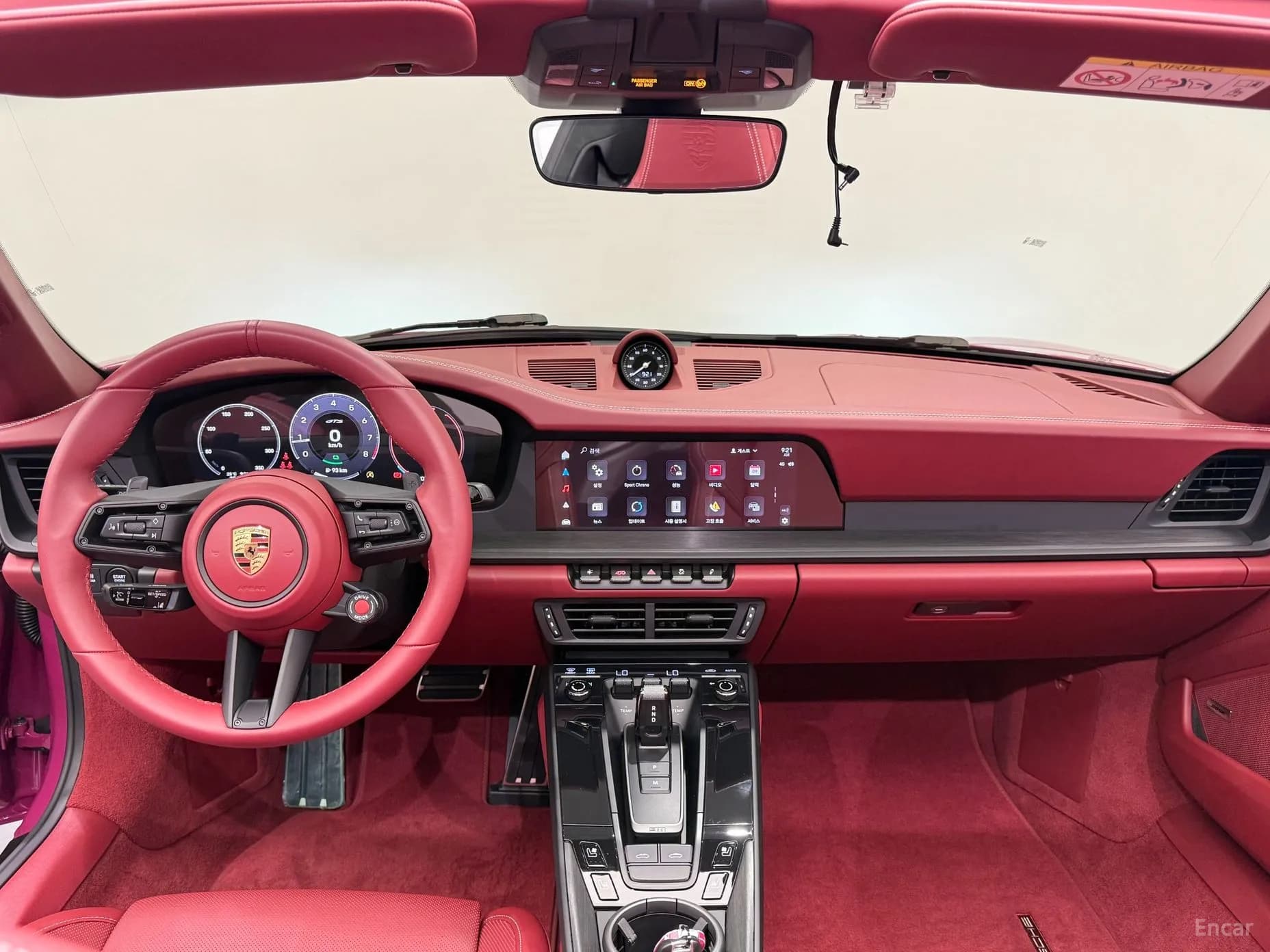 911 (992)