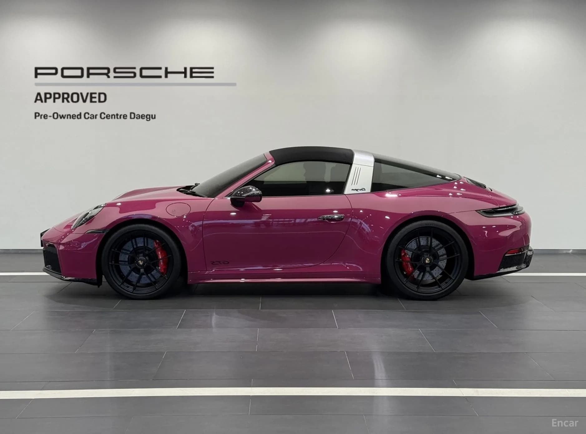 911 (992)