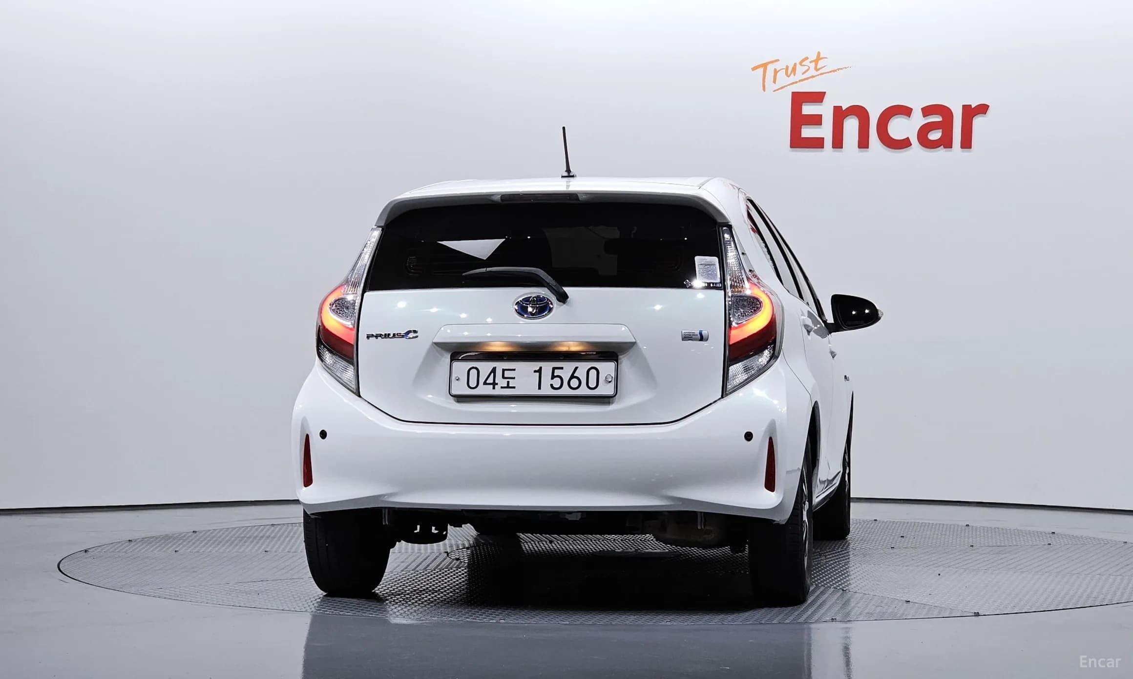 Prius C