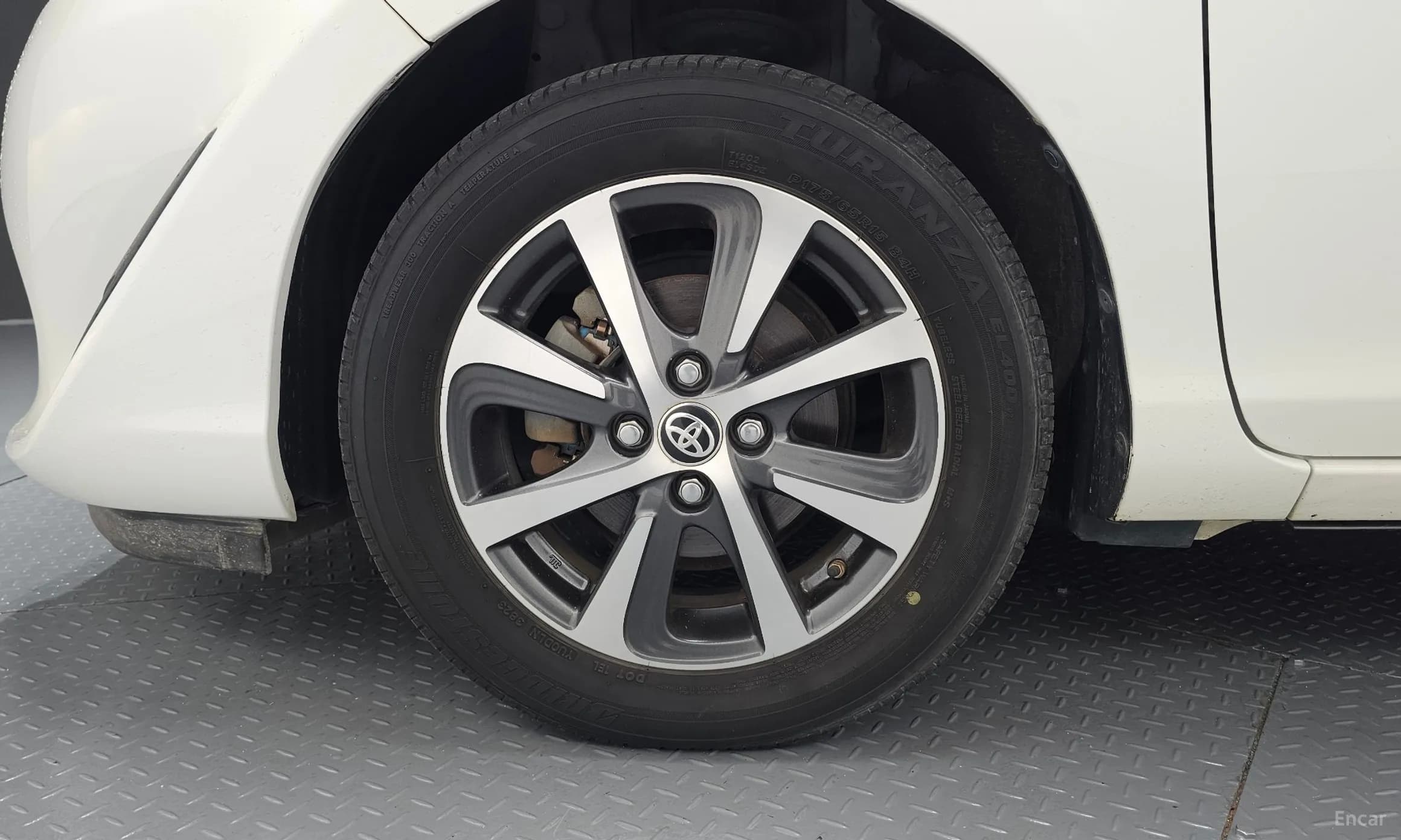 Prius C