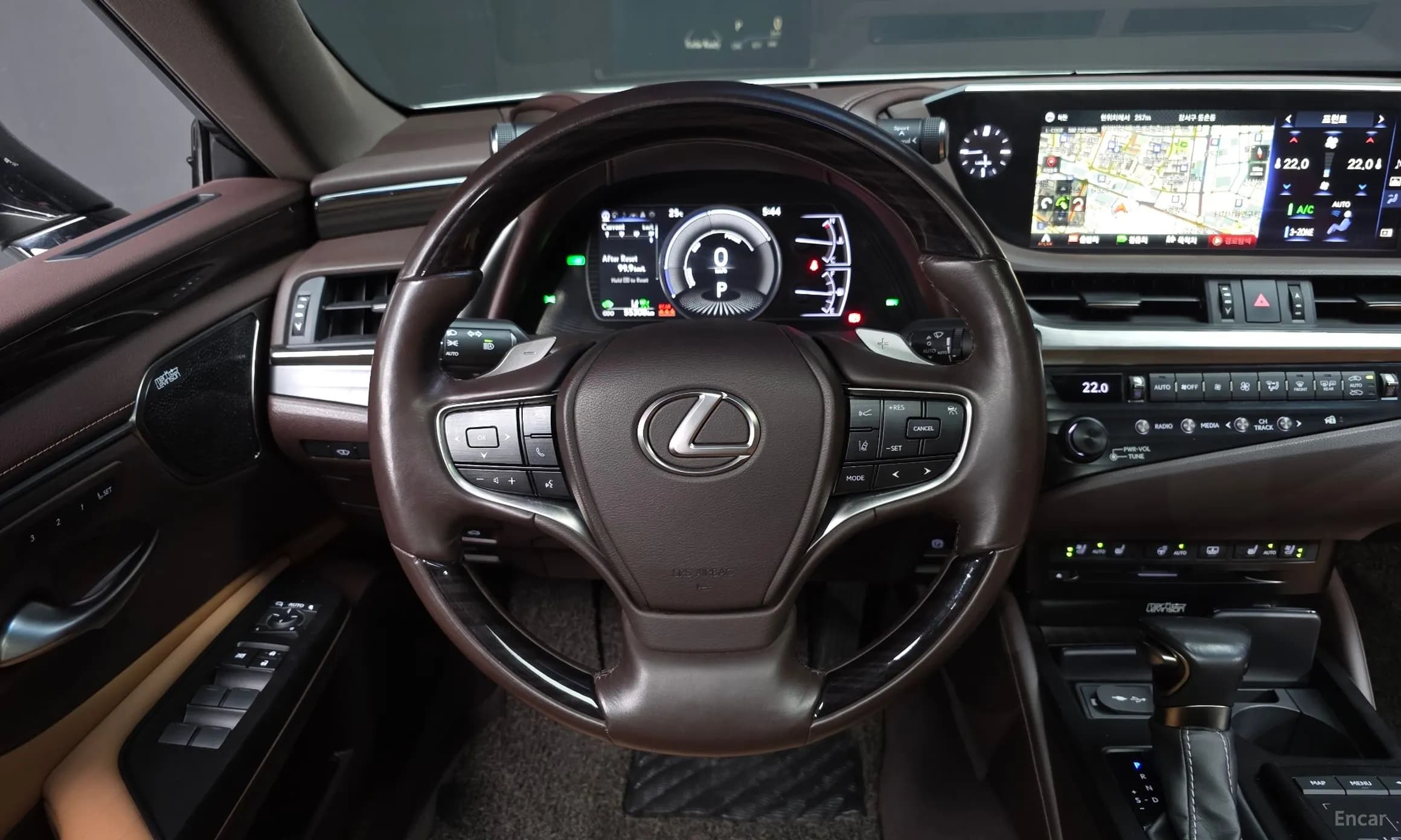 ES300h 7th Generation