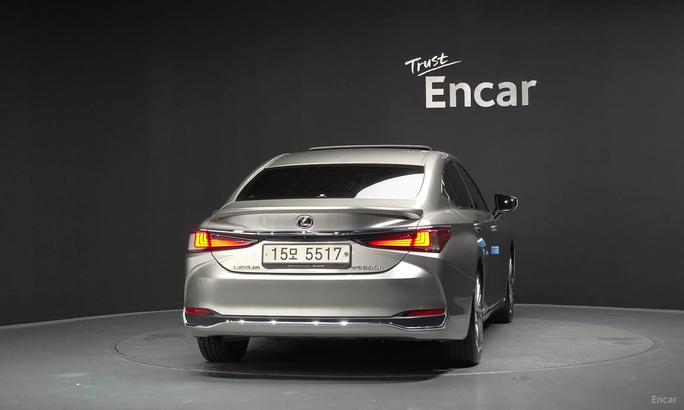 ES300h 7th Generation