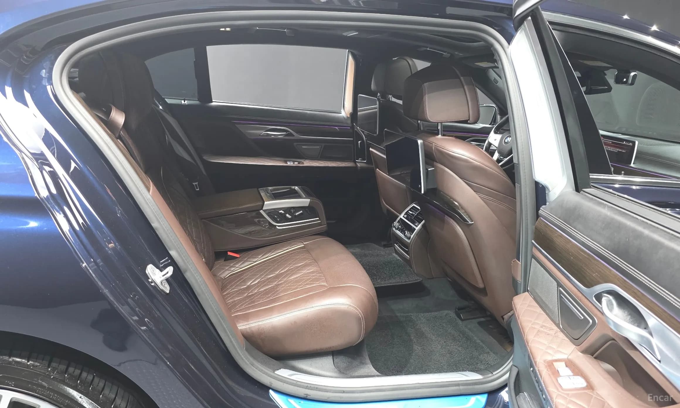 7 Series (G11)
