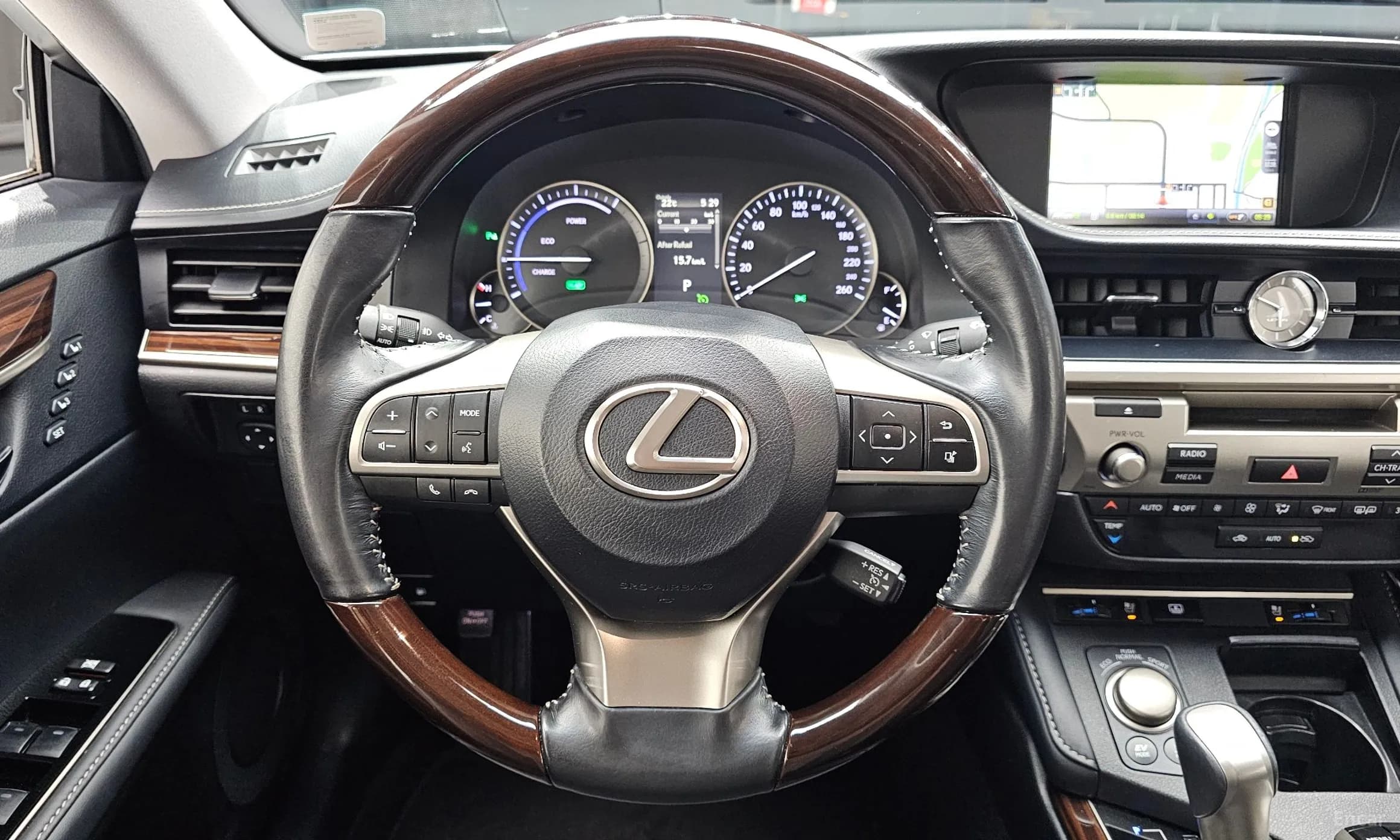New ES300h