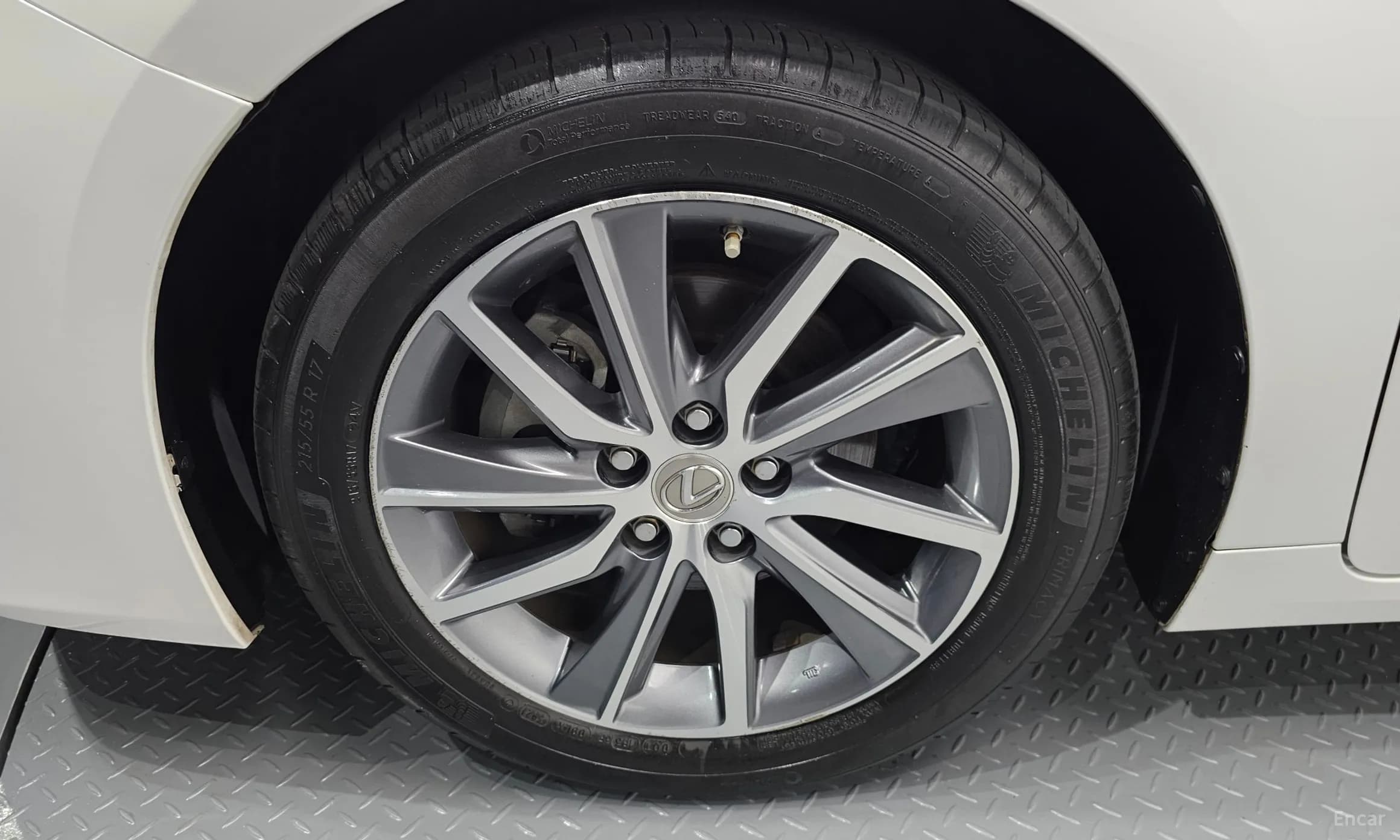 New ES300h